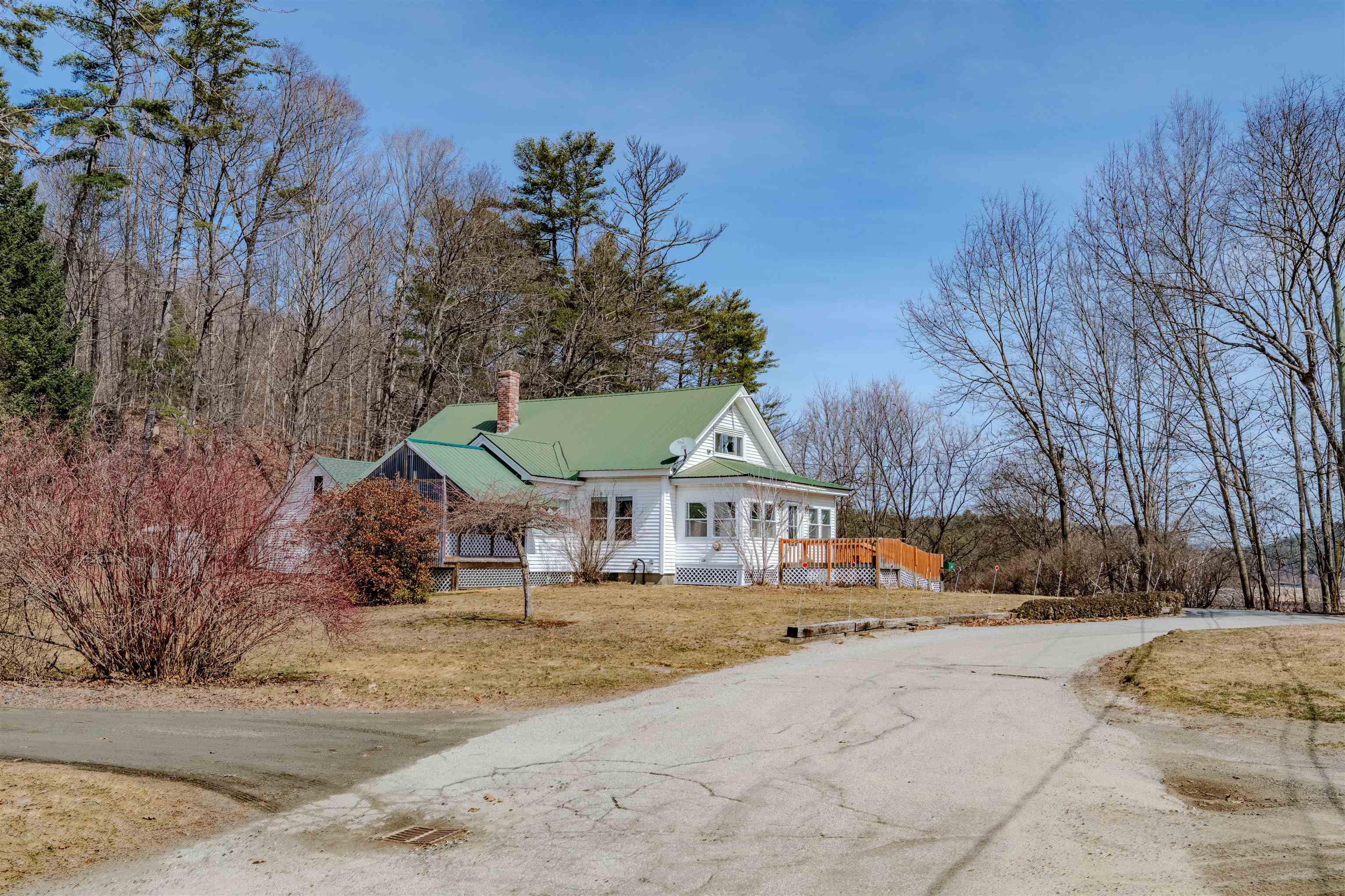 75 Woolson Rd, Lisbon, NH 03585