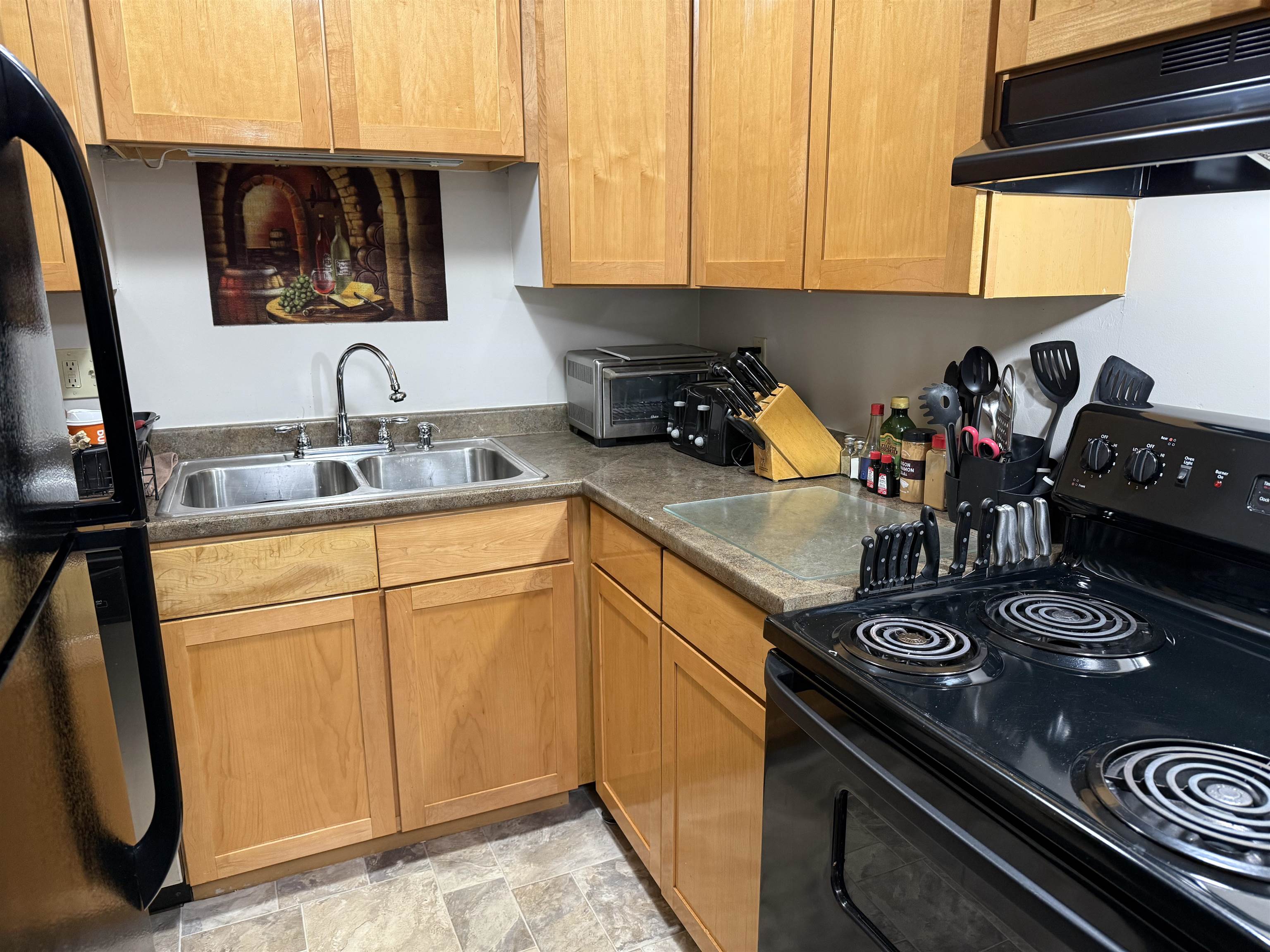 83F Constitution Dr, Londonderry, NH 03053