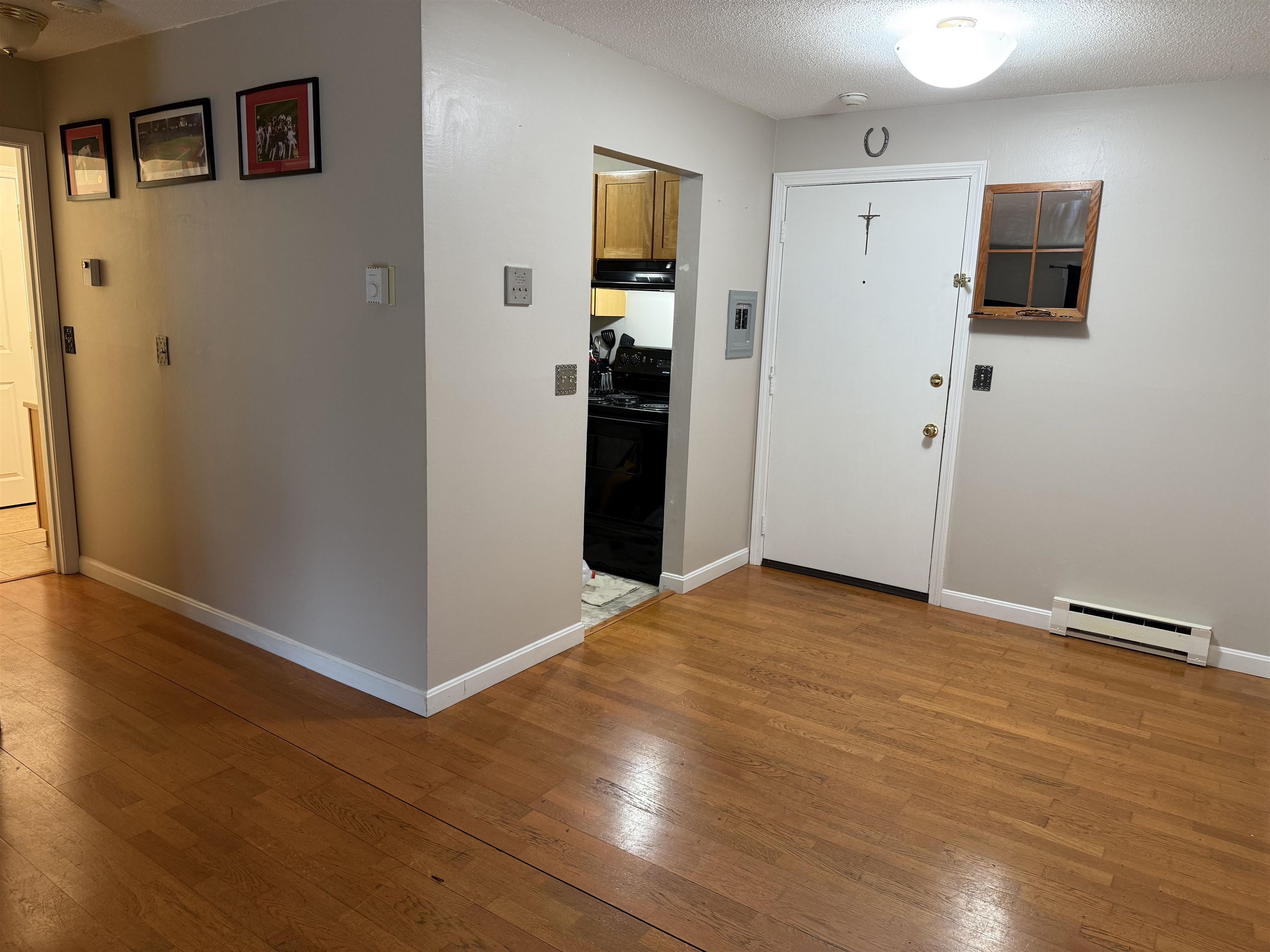 83F Constitution Dr, Londonderry, NH 03053