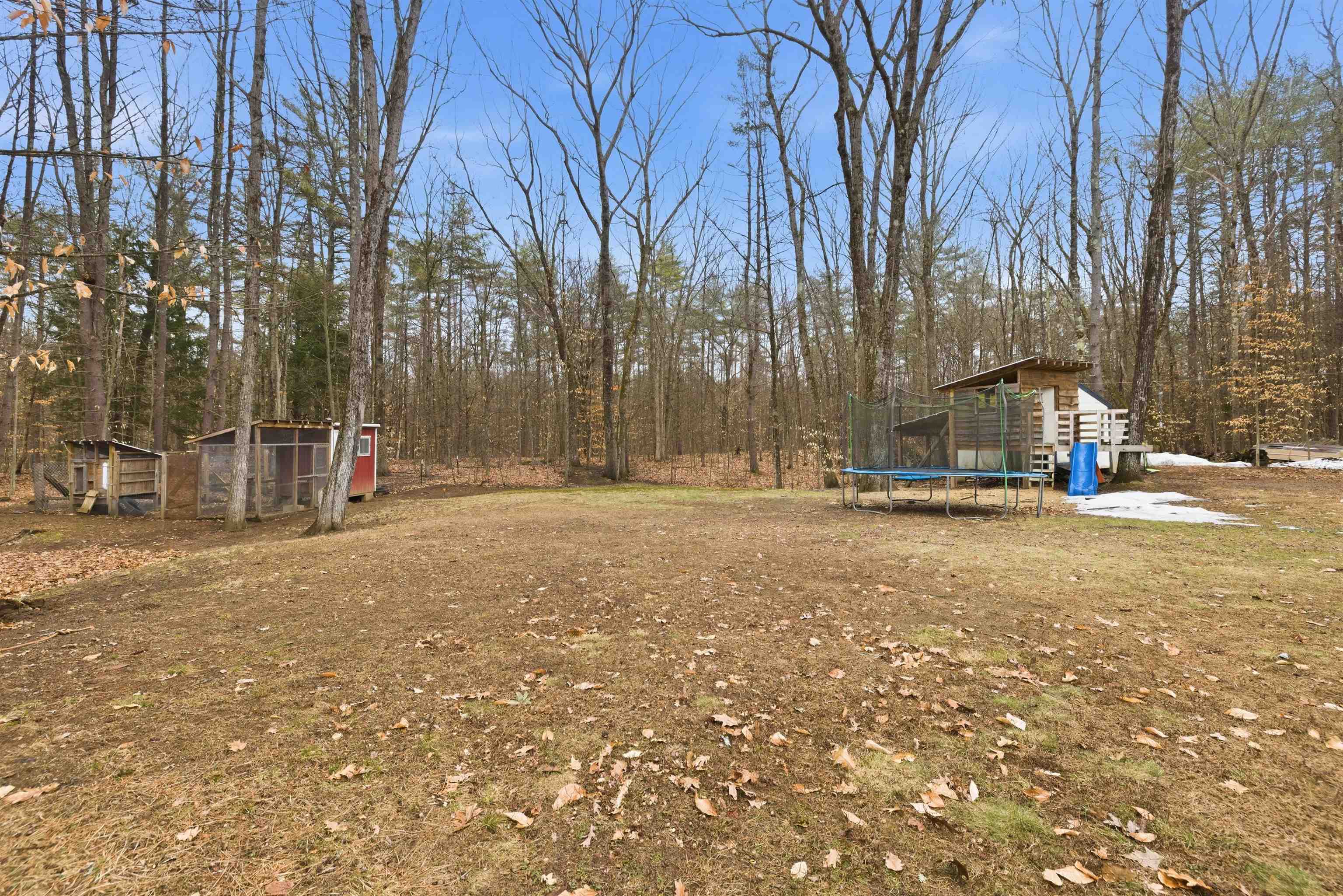 49 Forest Ln, Boscawen, NH 03303