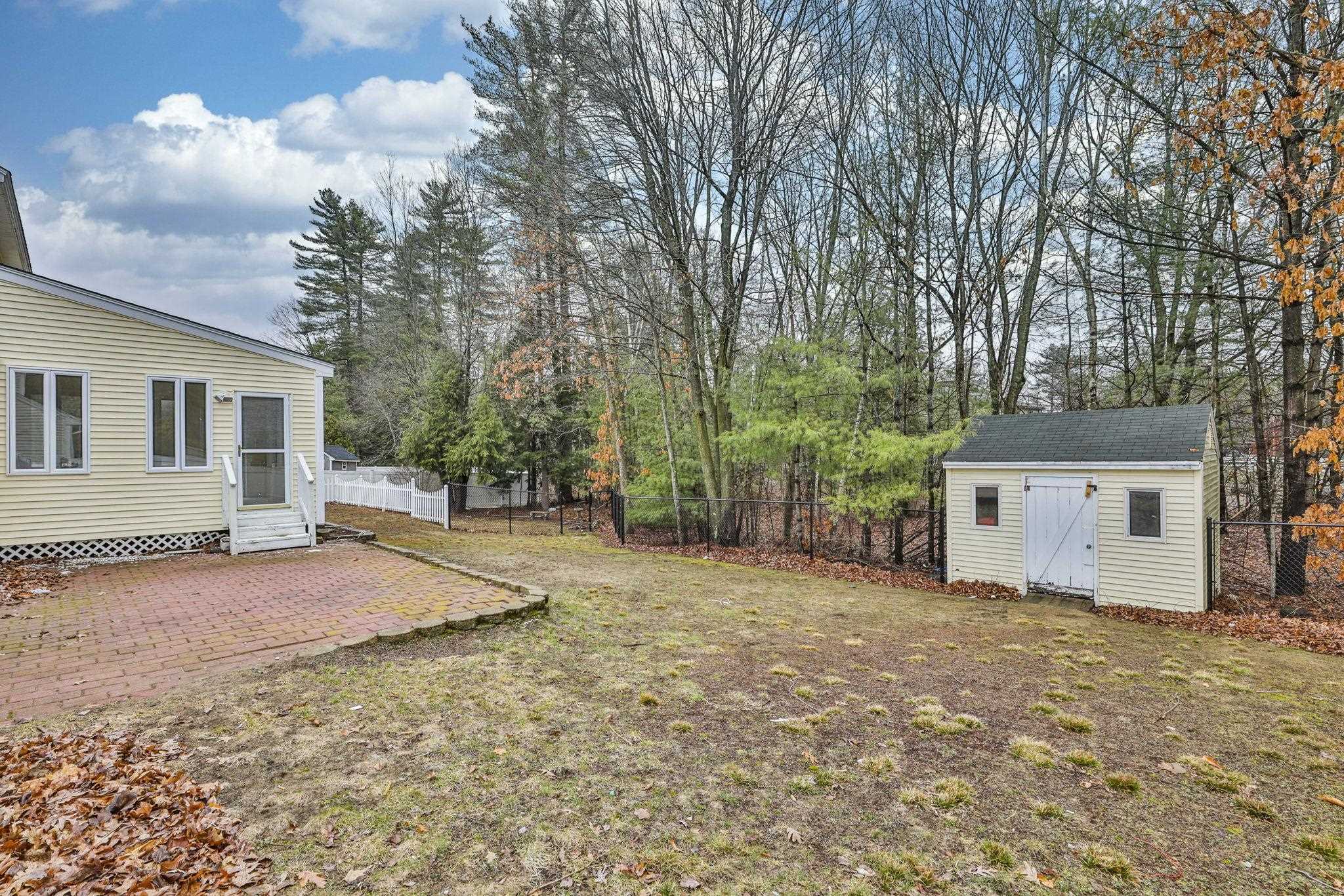 54 Vandora Dr, Manchester, NH 03103