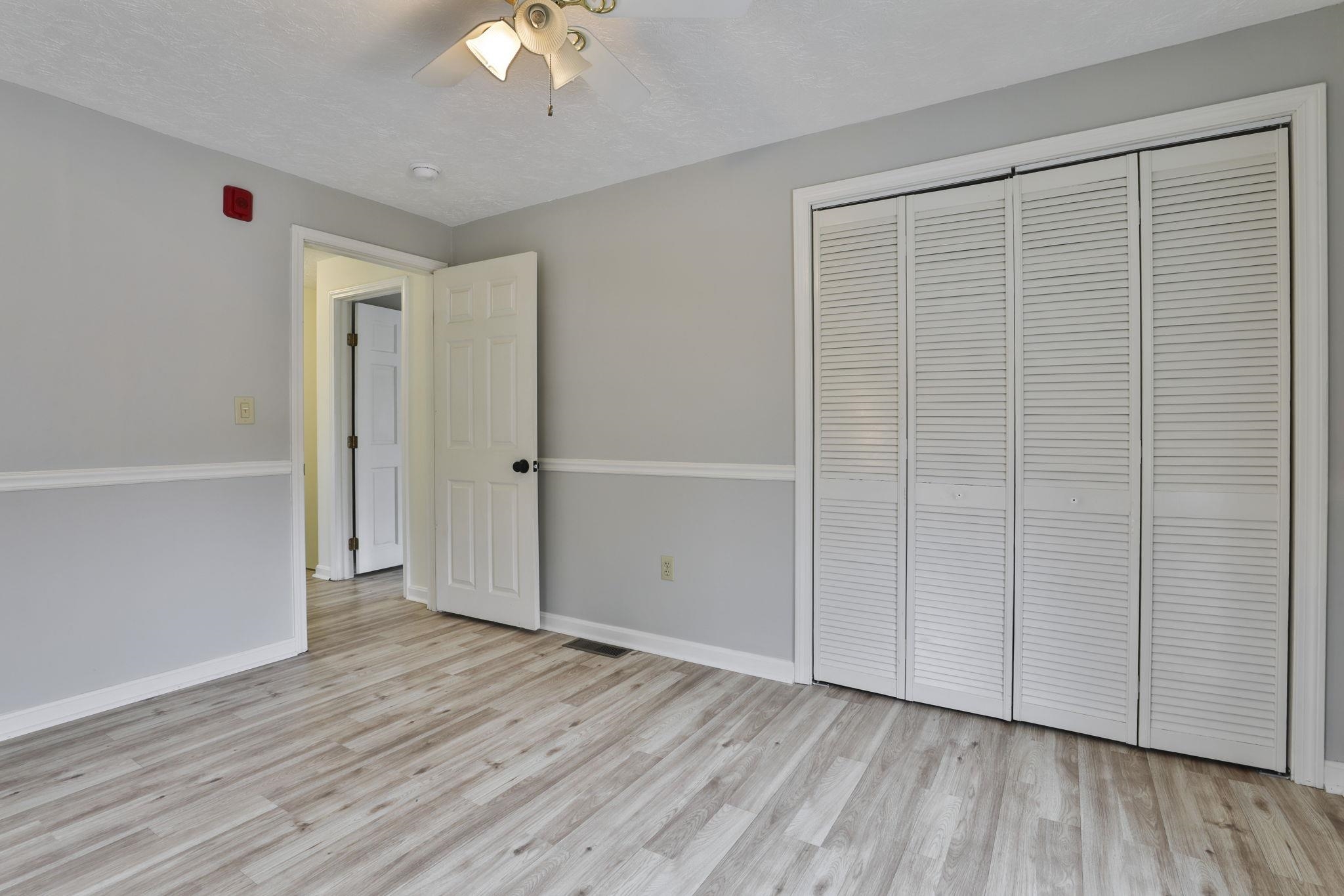 54 Vandora Dr, Manchester, NH 03103