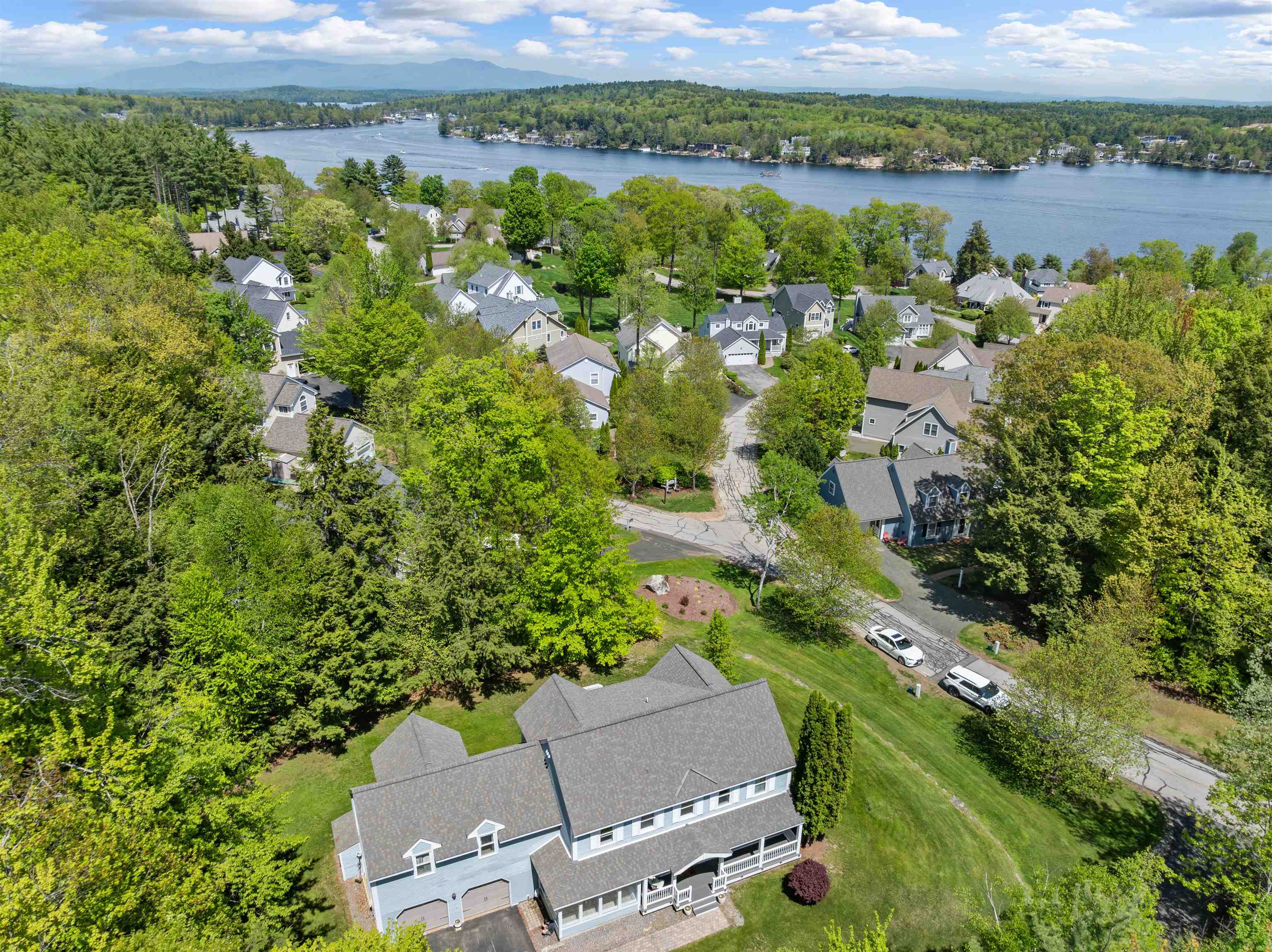 12 Drew Ln, Laconia, NH 03246