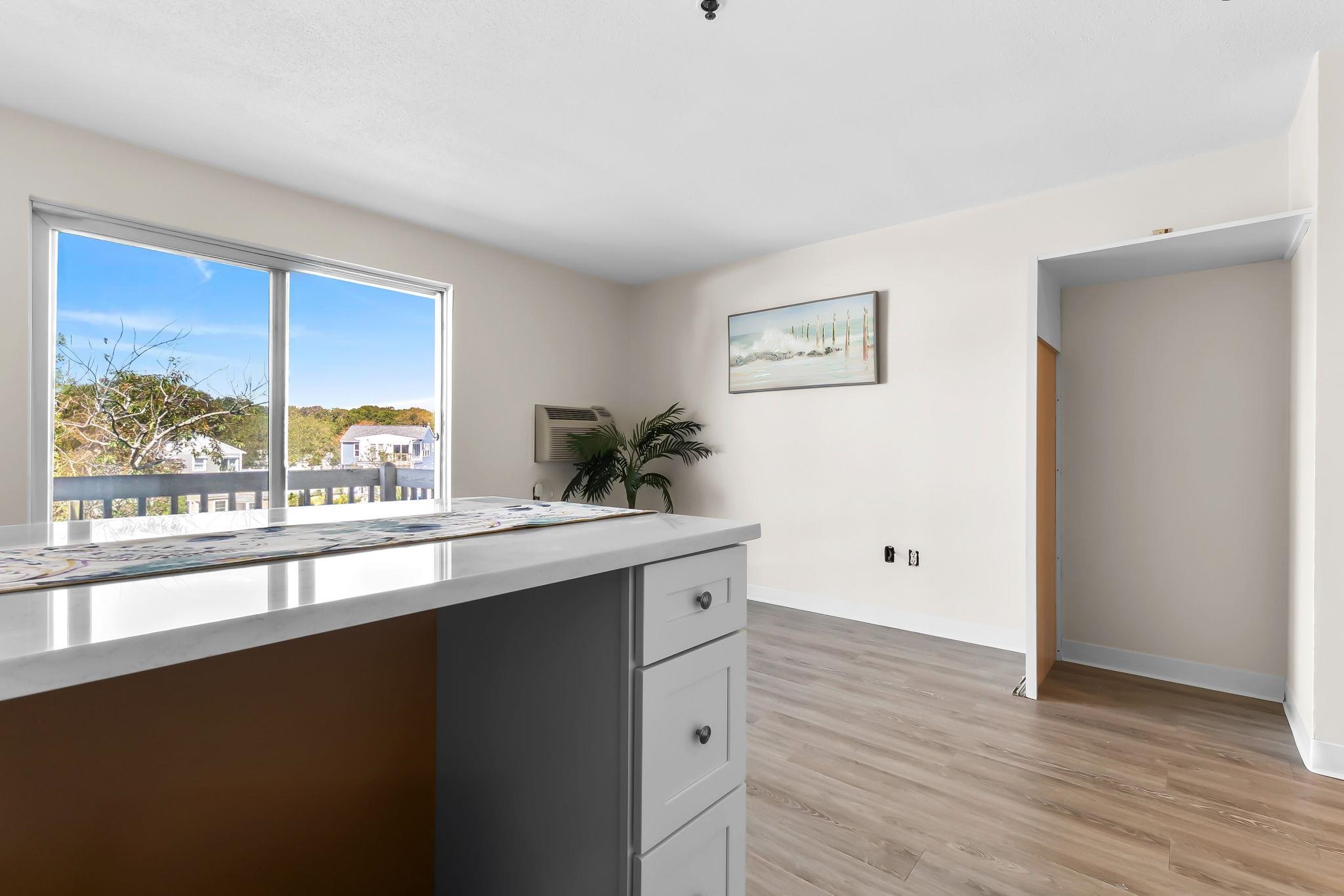 550 Winnacunnet Rd, Hampton, NH 03842