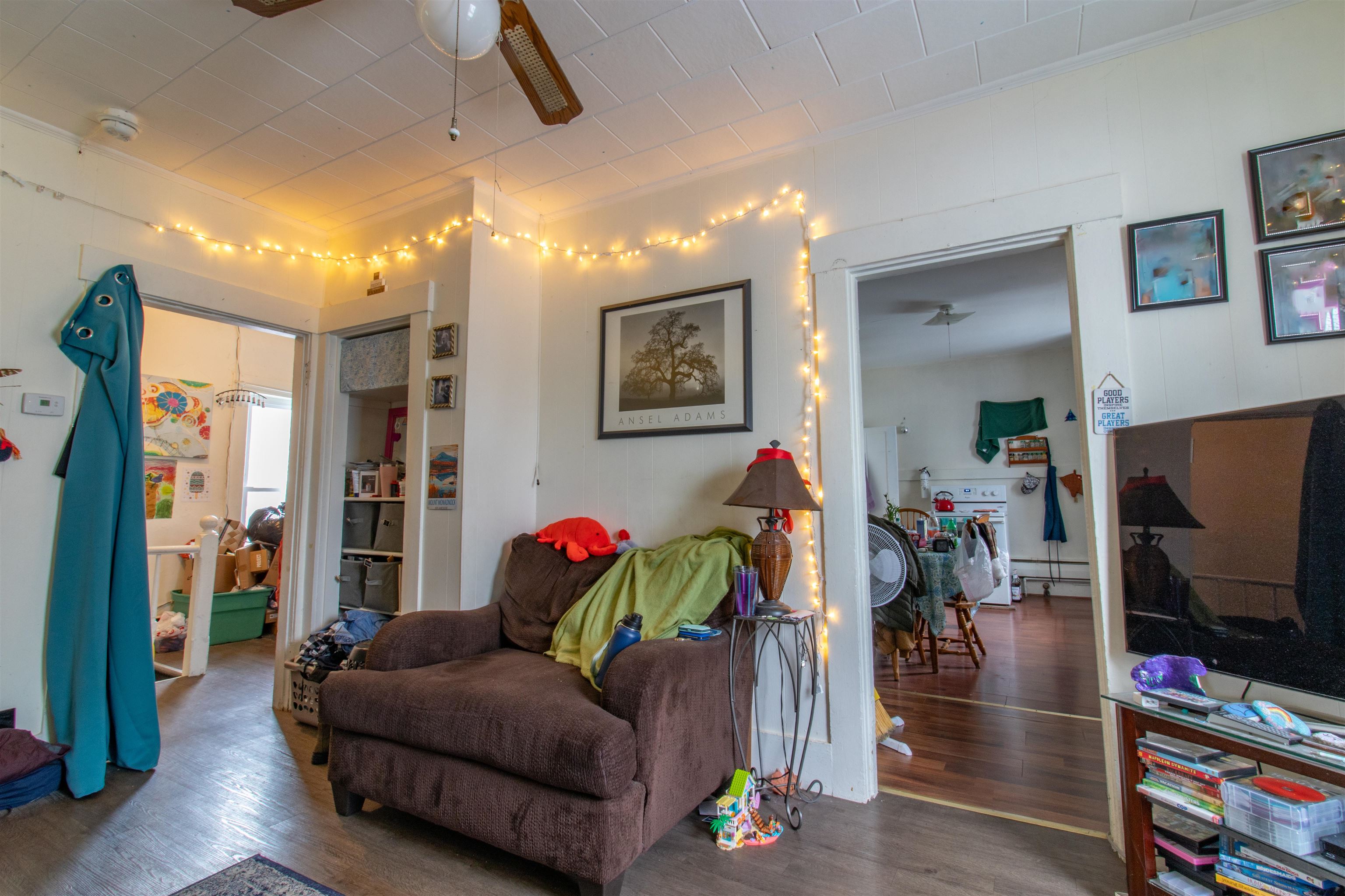 4 Union St, Milford, NH 03055