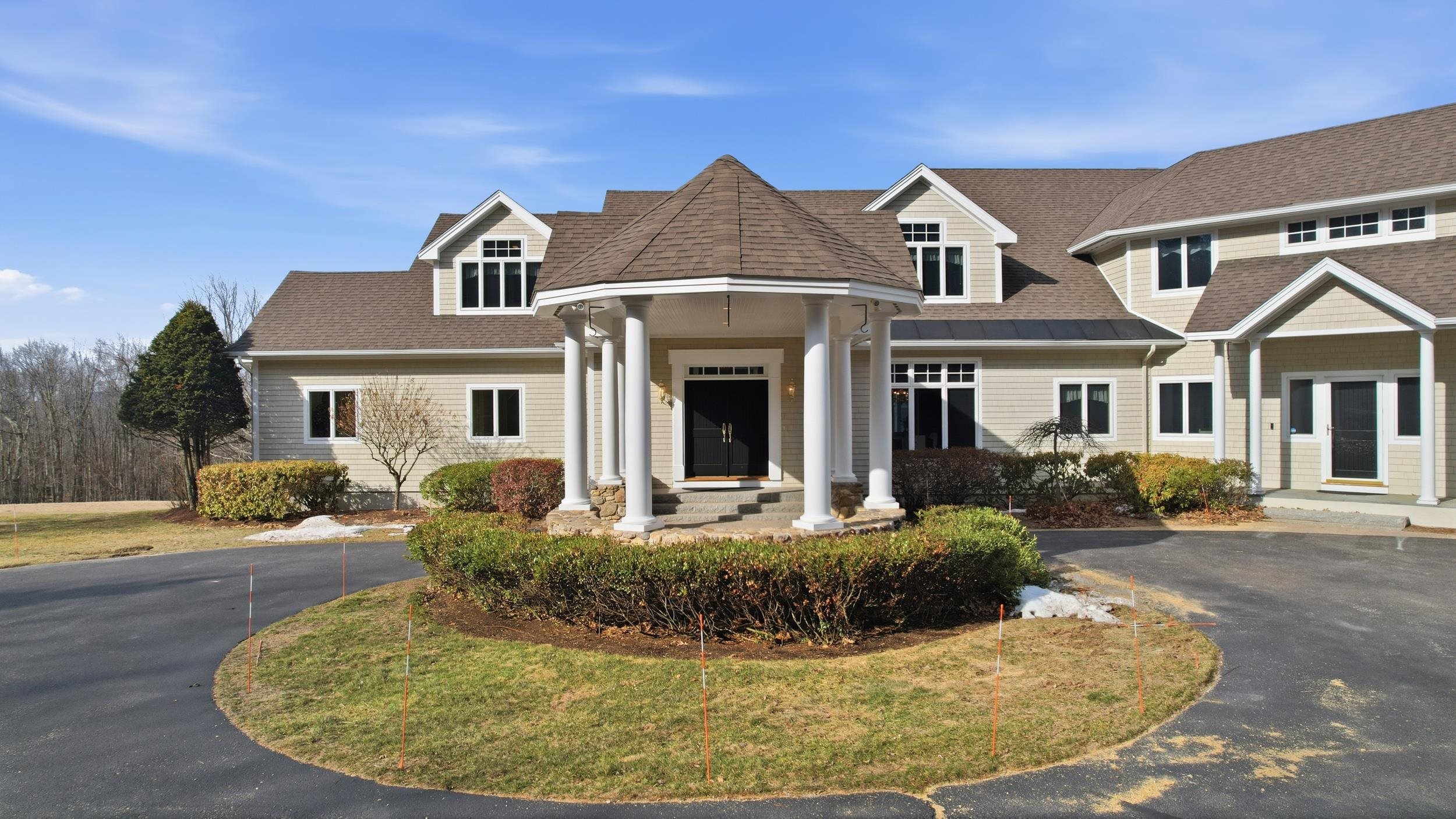 955 Catamount Rd, Pittsfield, NH 03263