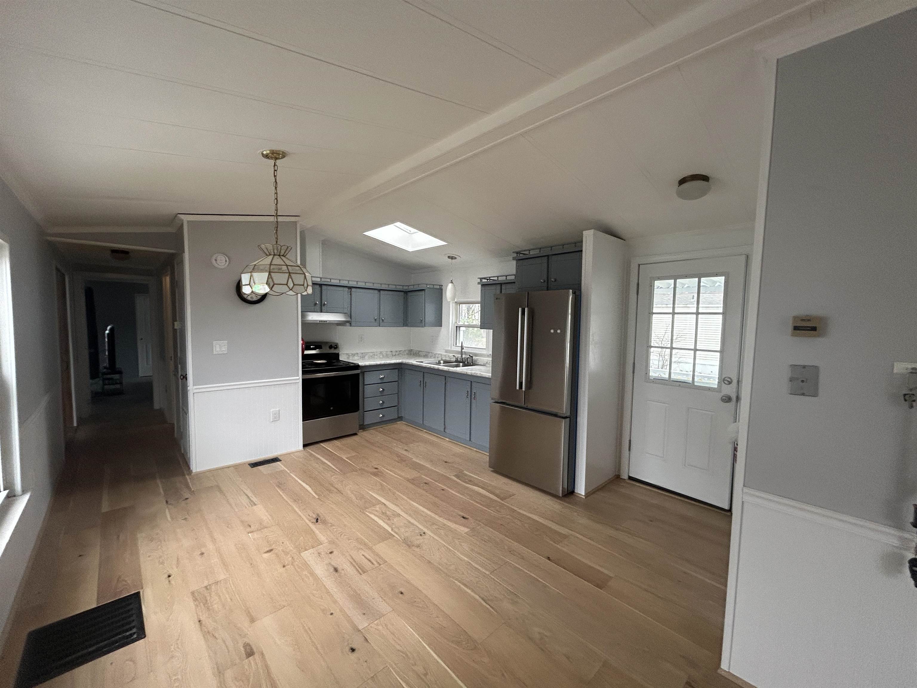 609 Sherwood Glen, Somersworth, NH 03878