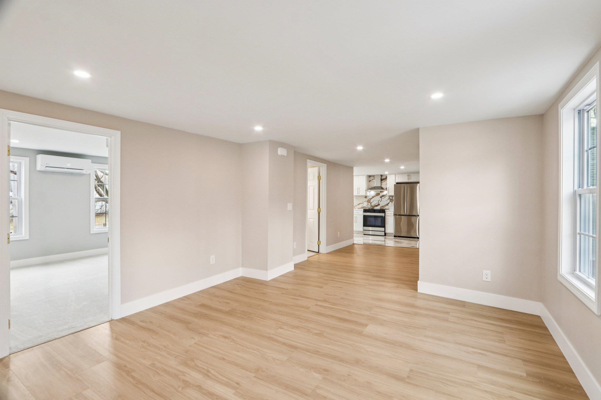 101 Souhegan St, Milford, NH 03055