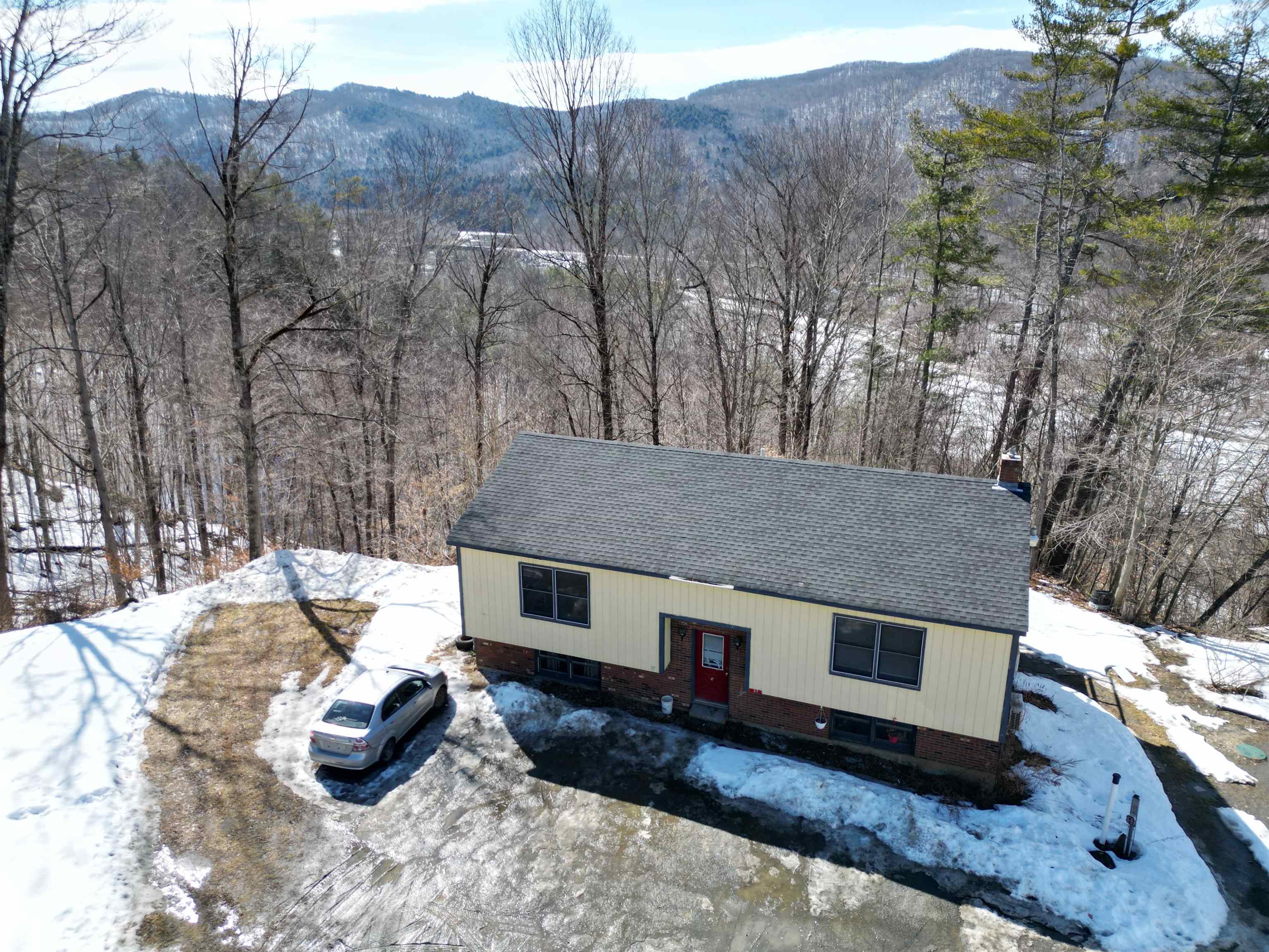 37 Dee Haven Ln, Sharon, VT 05065