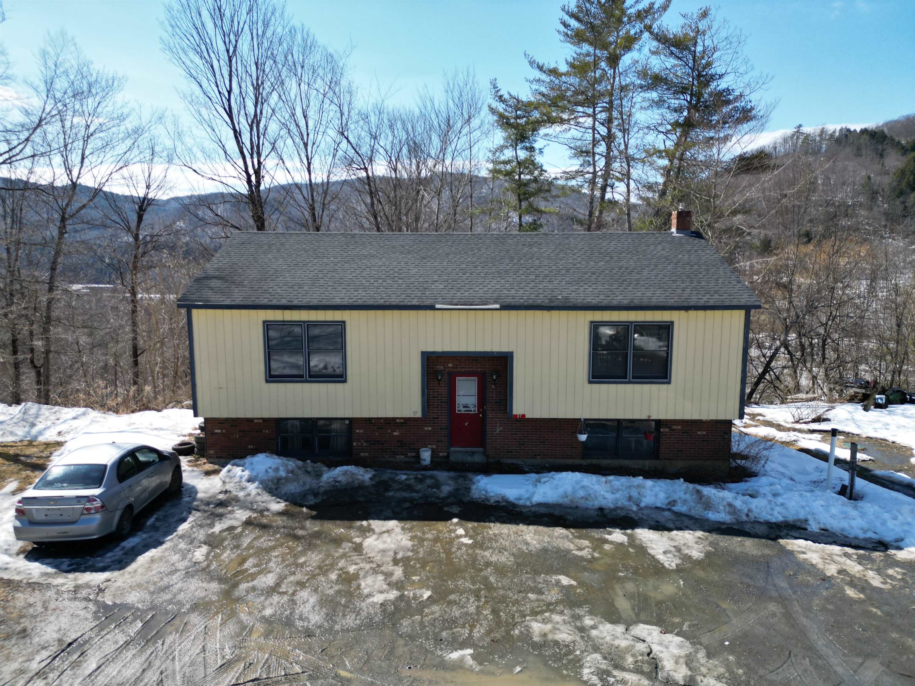 37 Dee Haven Ln, Sharon, VT 05065