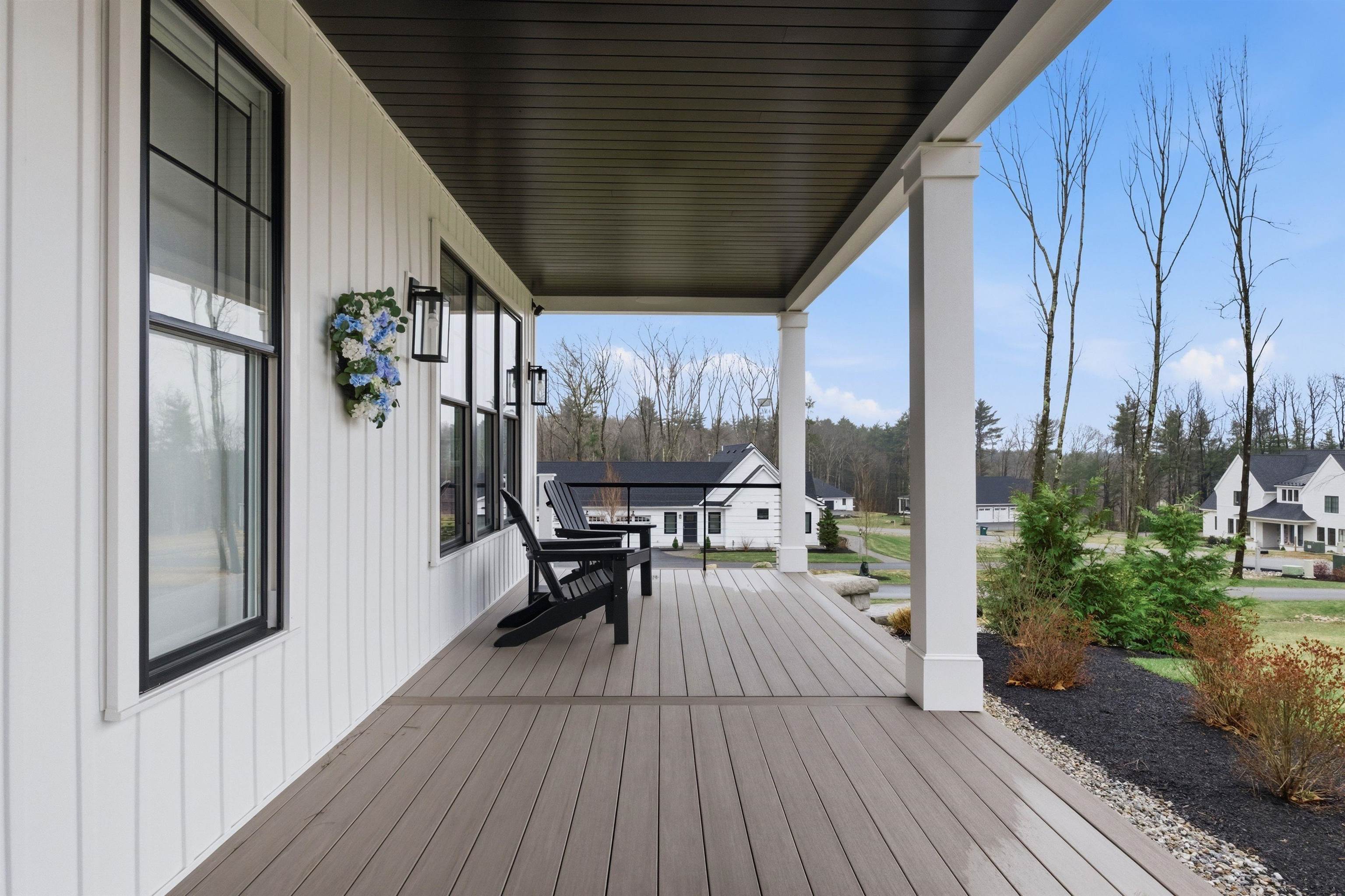 10 Hobart Ln, Hollis, NH 03049