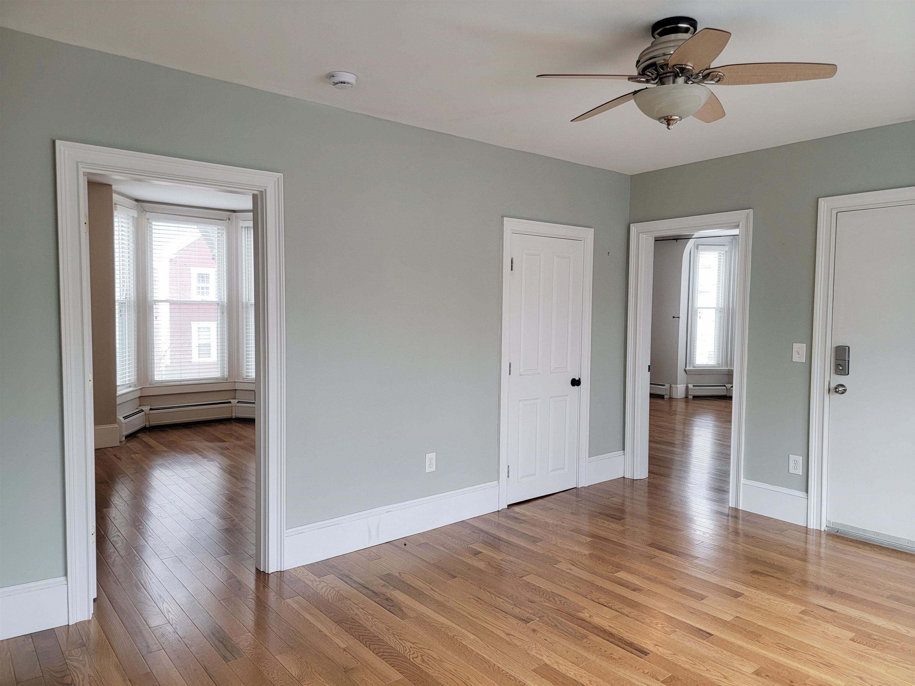 112 Cass St, Portsmouth, NH 03801