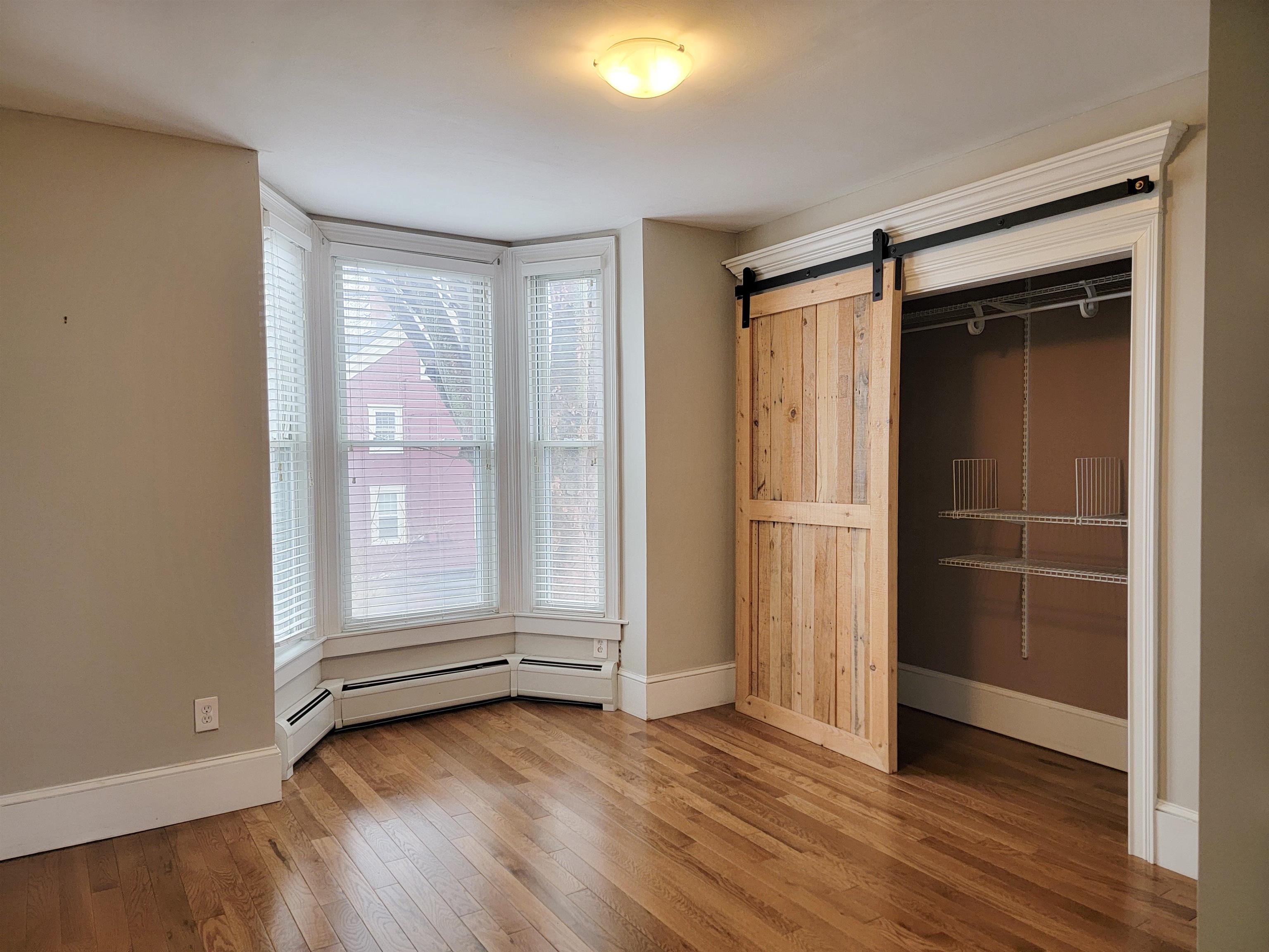 112 Cass St, Portsmouth, NH 03801