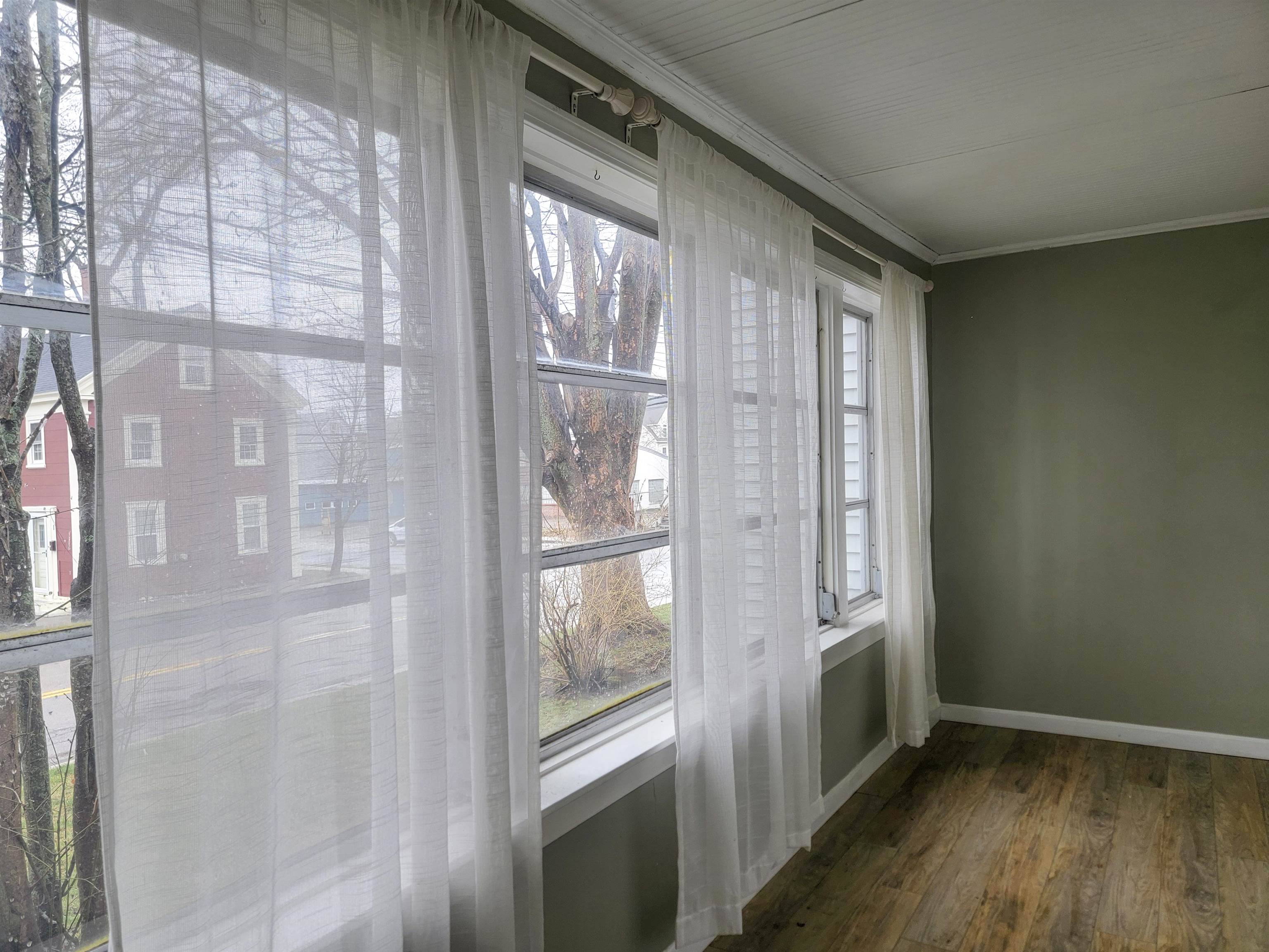 112 Cass St, Portsmouth, NH 03801