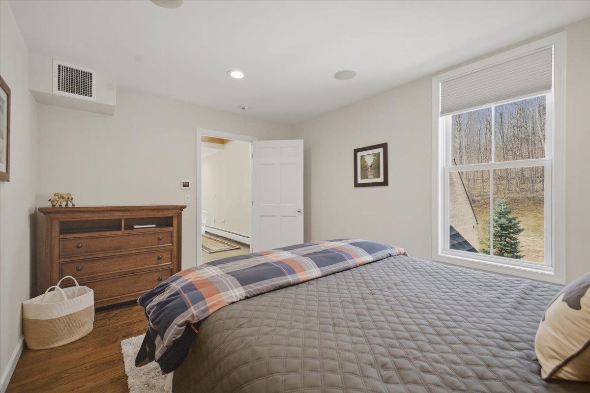 220 Camptown Rd, Manchester, VT 05255