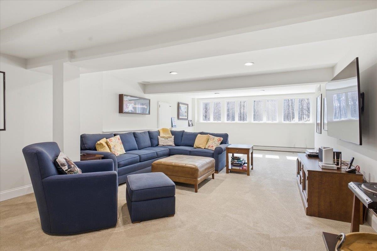 220 Camptown Rd, Manchester, VT 05255