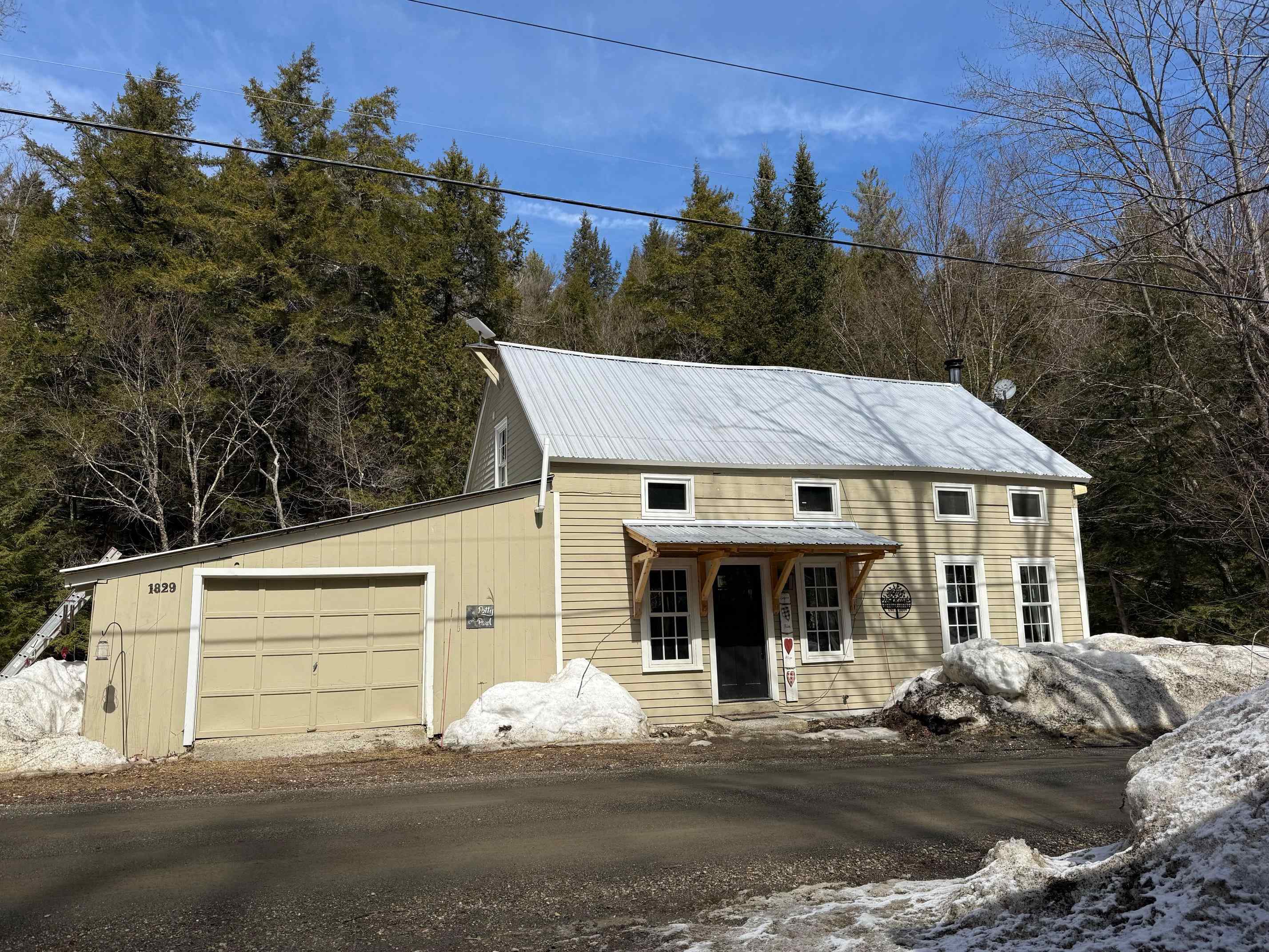 1829 West Jamaica Rd, Jamaica, VT 05343