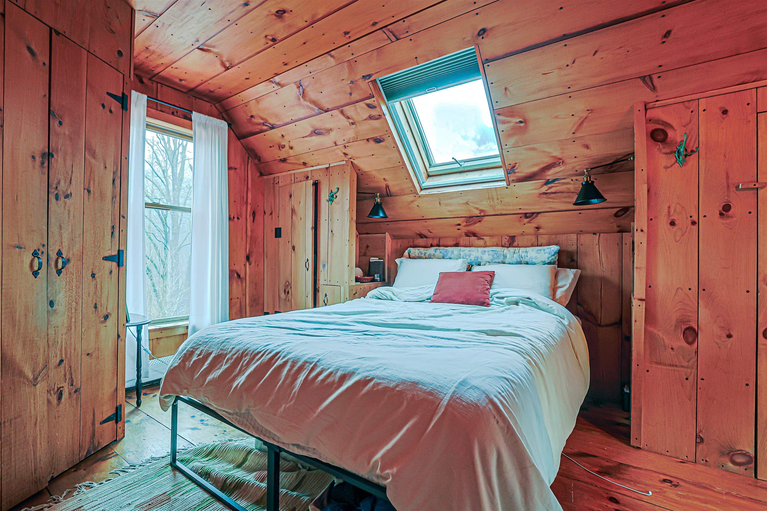 60 Wilder St, Peterborough, NH 03458