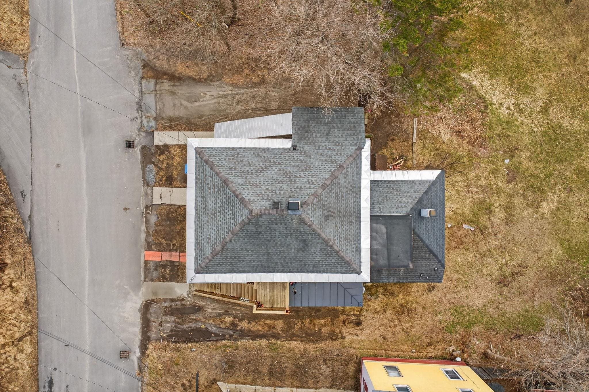 126 Lafayette St, Claremont, NH 03743