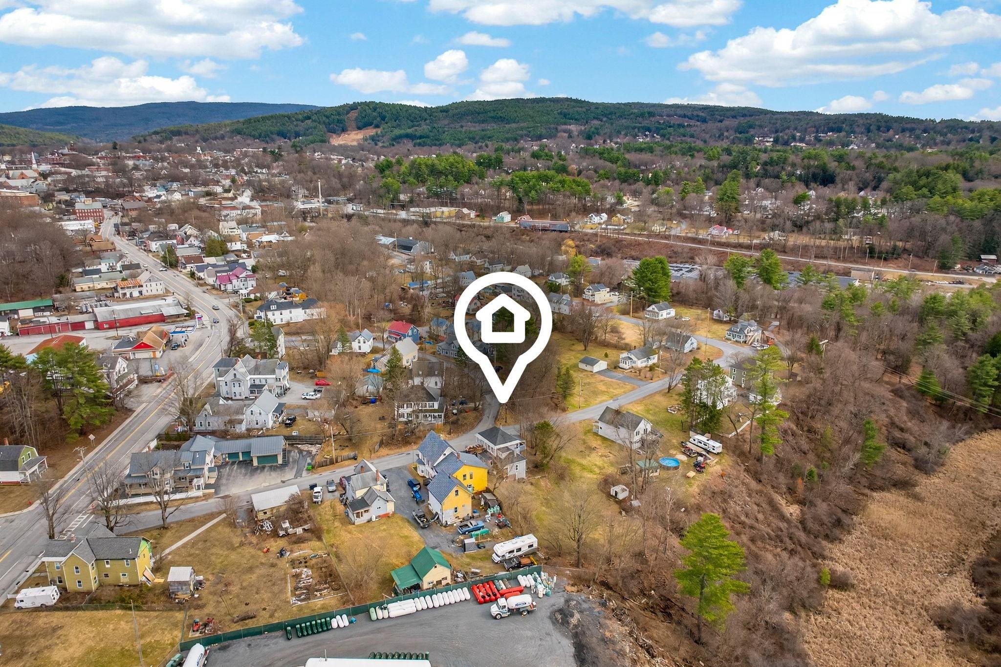 126 Lafayette St, Claremont, NH 03743