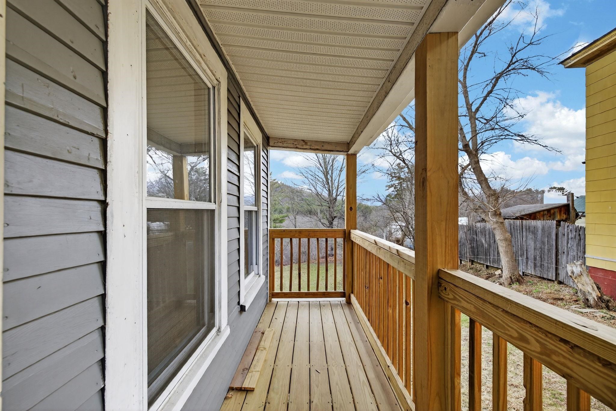 126 Lafayette St, Claremont, NH 03743