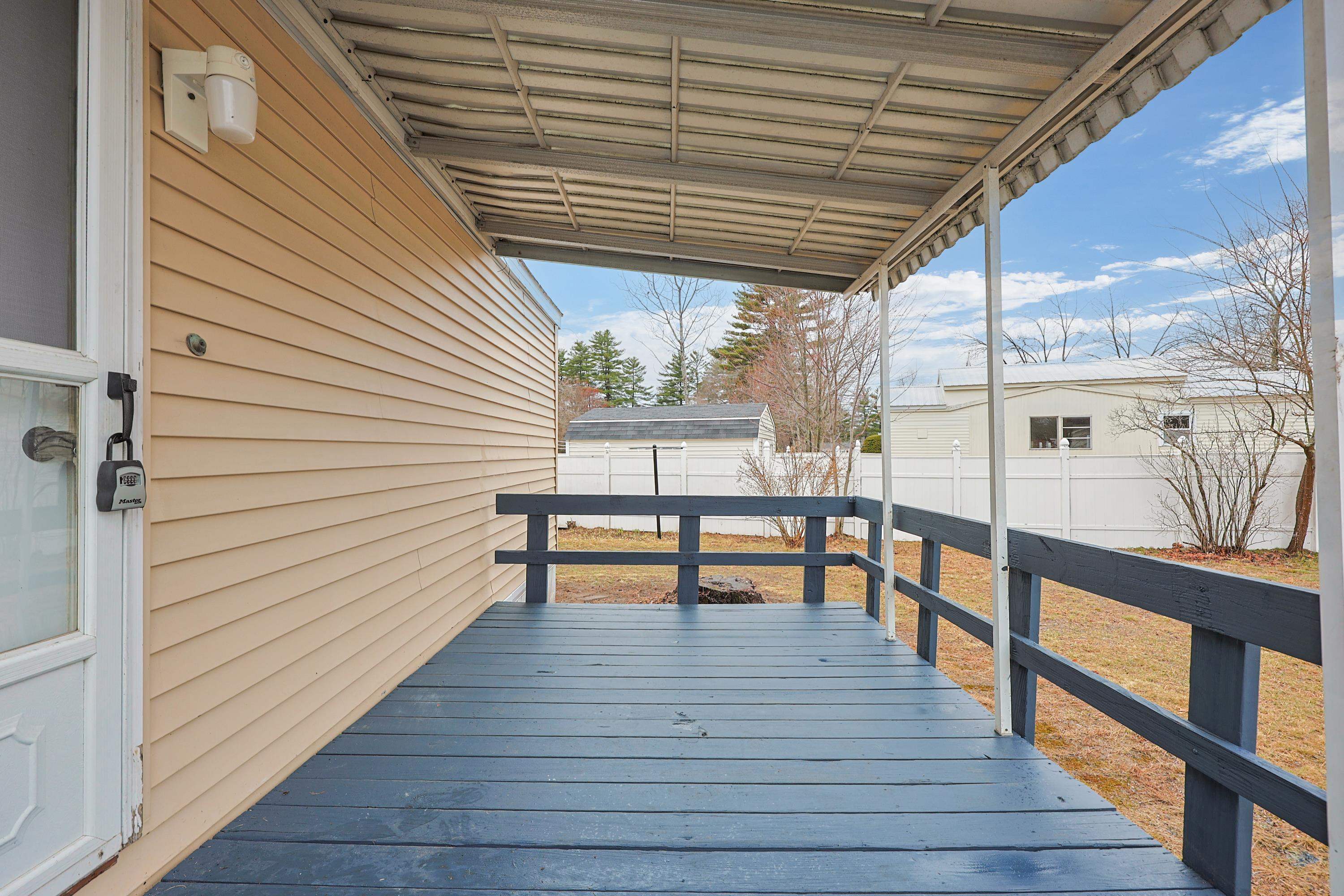 5 Cottonwood Ln, Merrimack, NH 03054