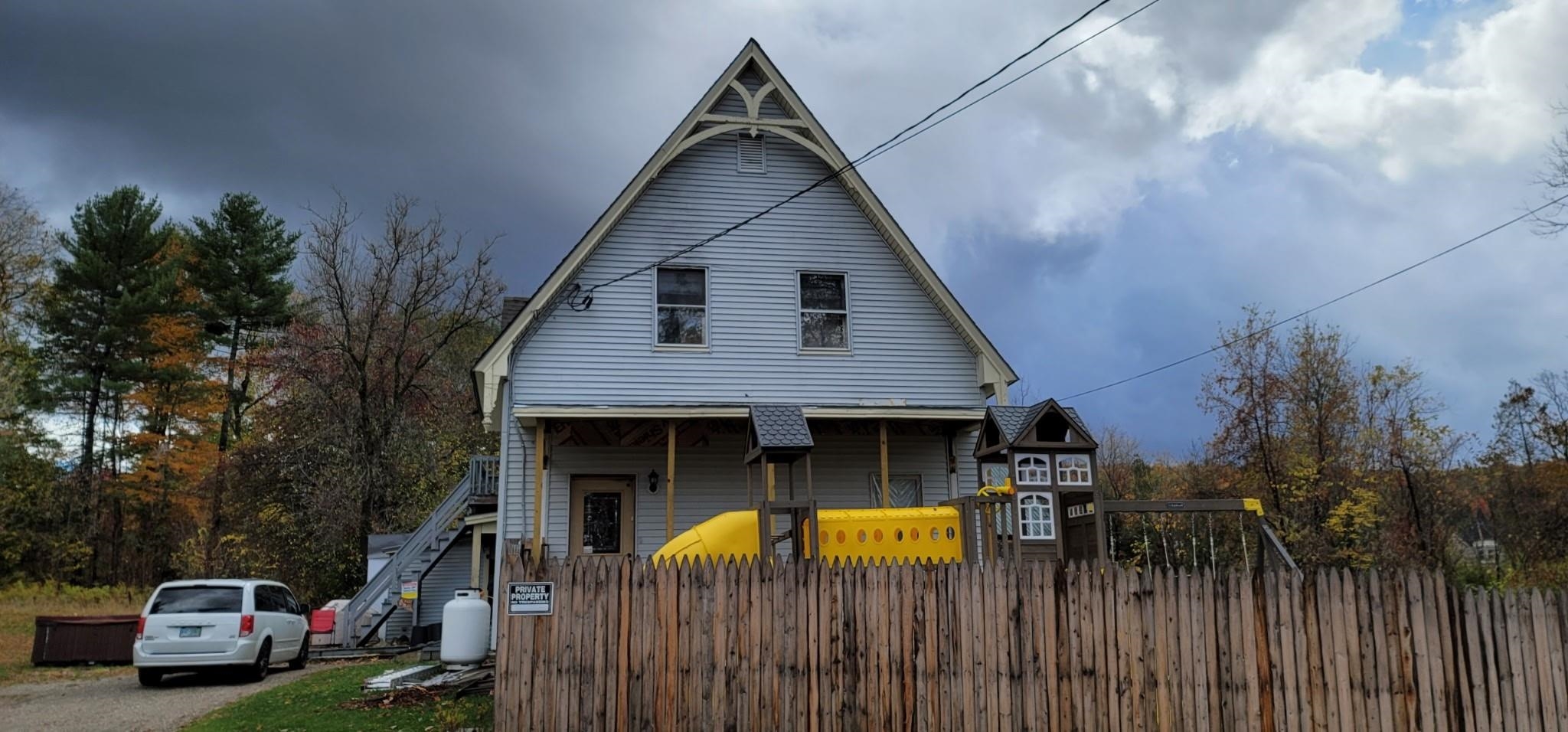 48 Grove St, Littleton, NH 03561