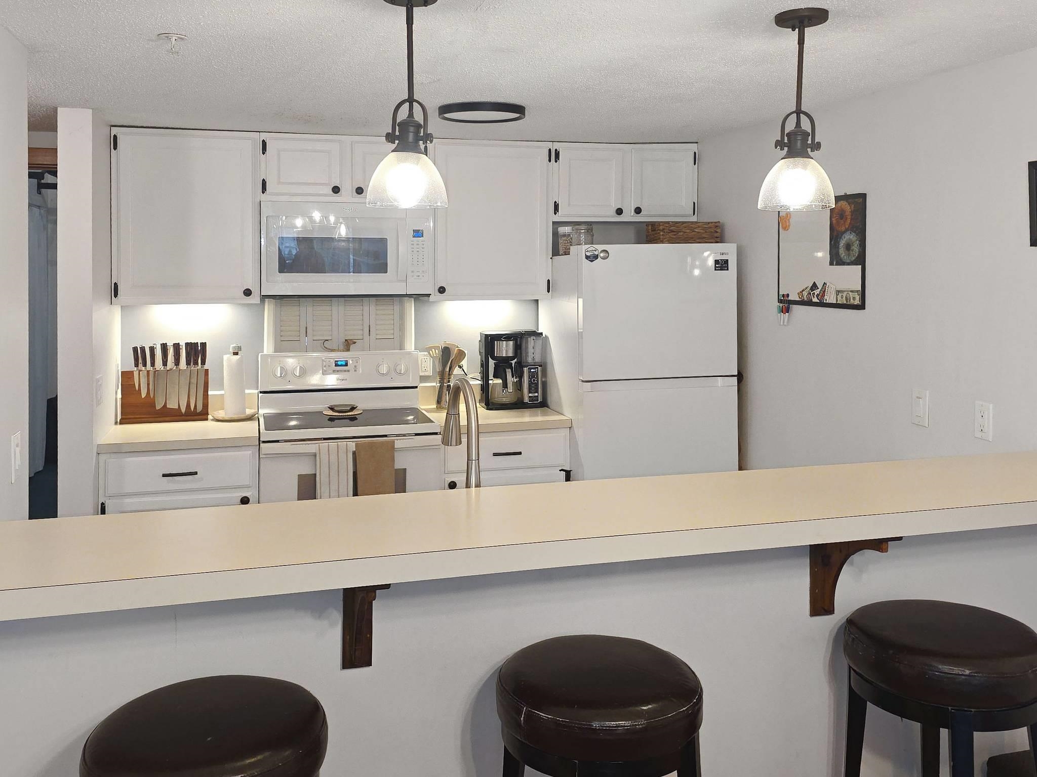 70 Mountains Edge Rd #606, West Windsor, VT 05037