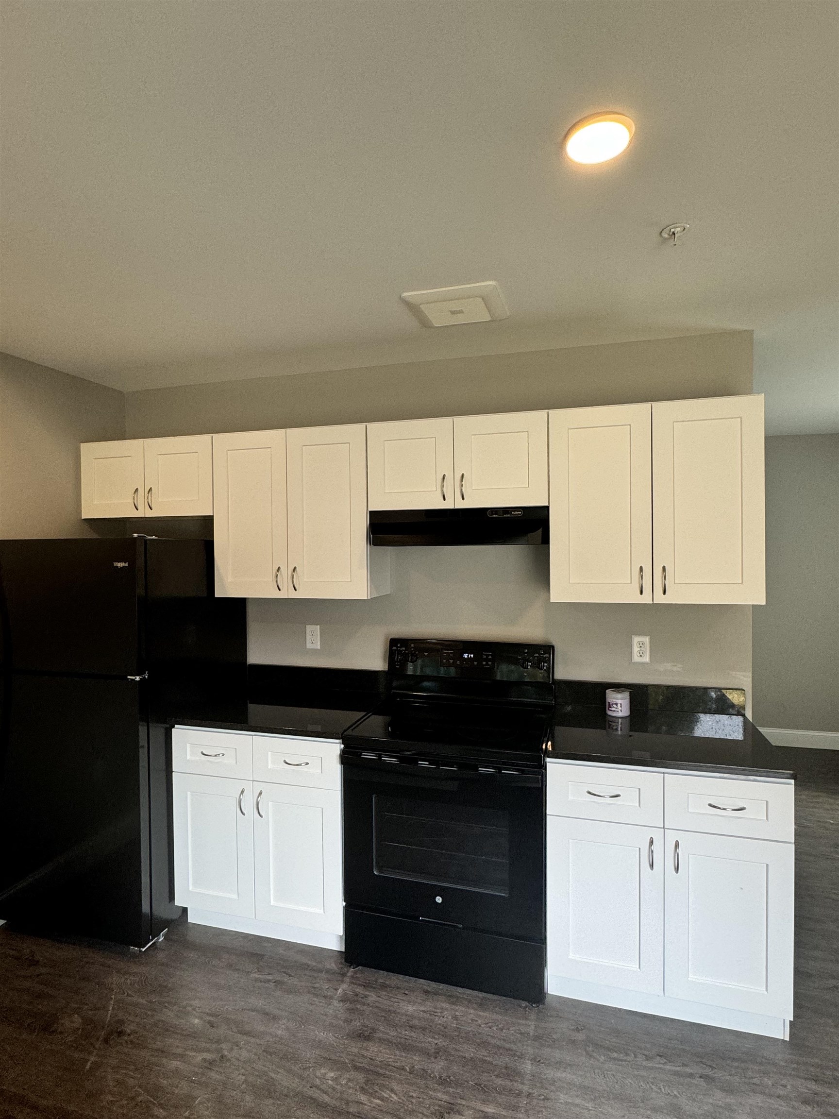 50 Monarch Way #102, Portsmouth, NH 03801