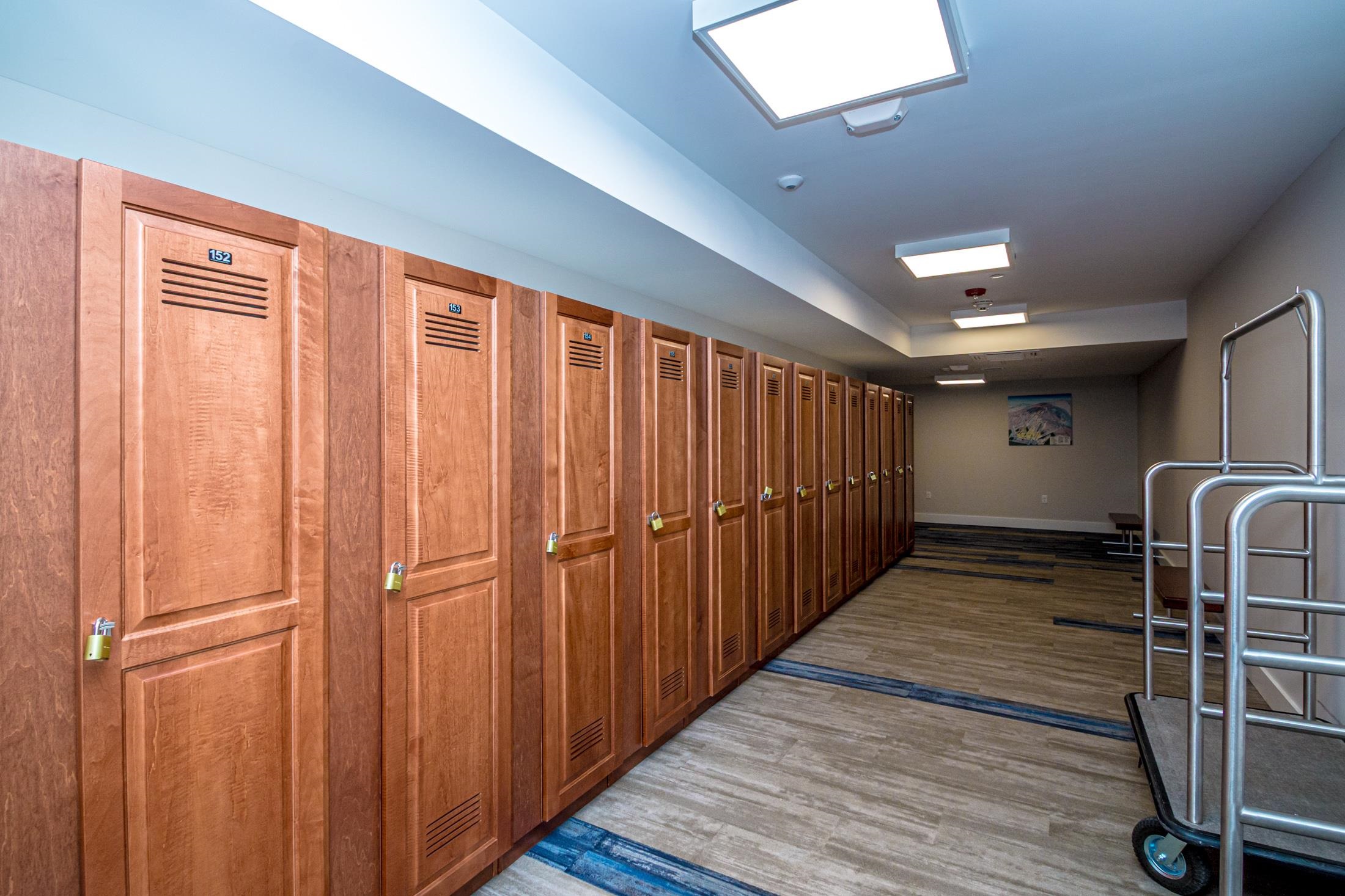 243 Skimobile Rd, Conway, NH 03860