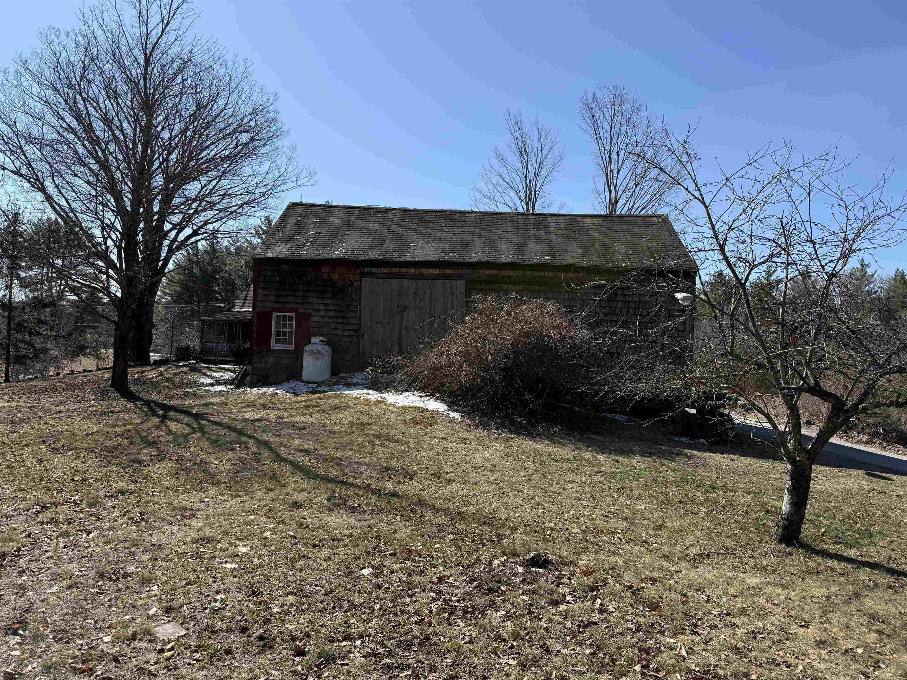 7 Newell Rd, Newbury, NH 03255