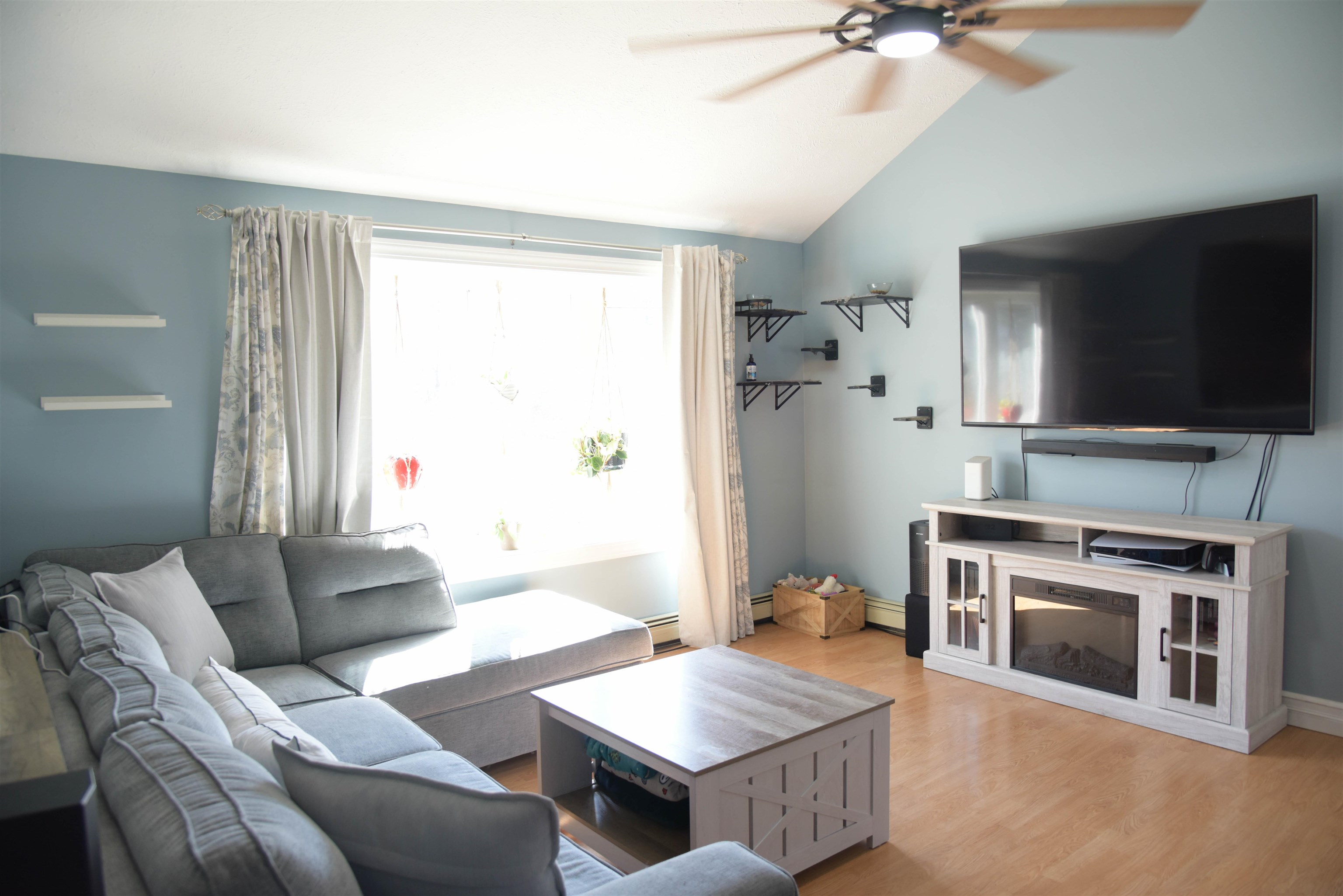 169 Tina Dr, Pembroke, NH 03275