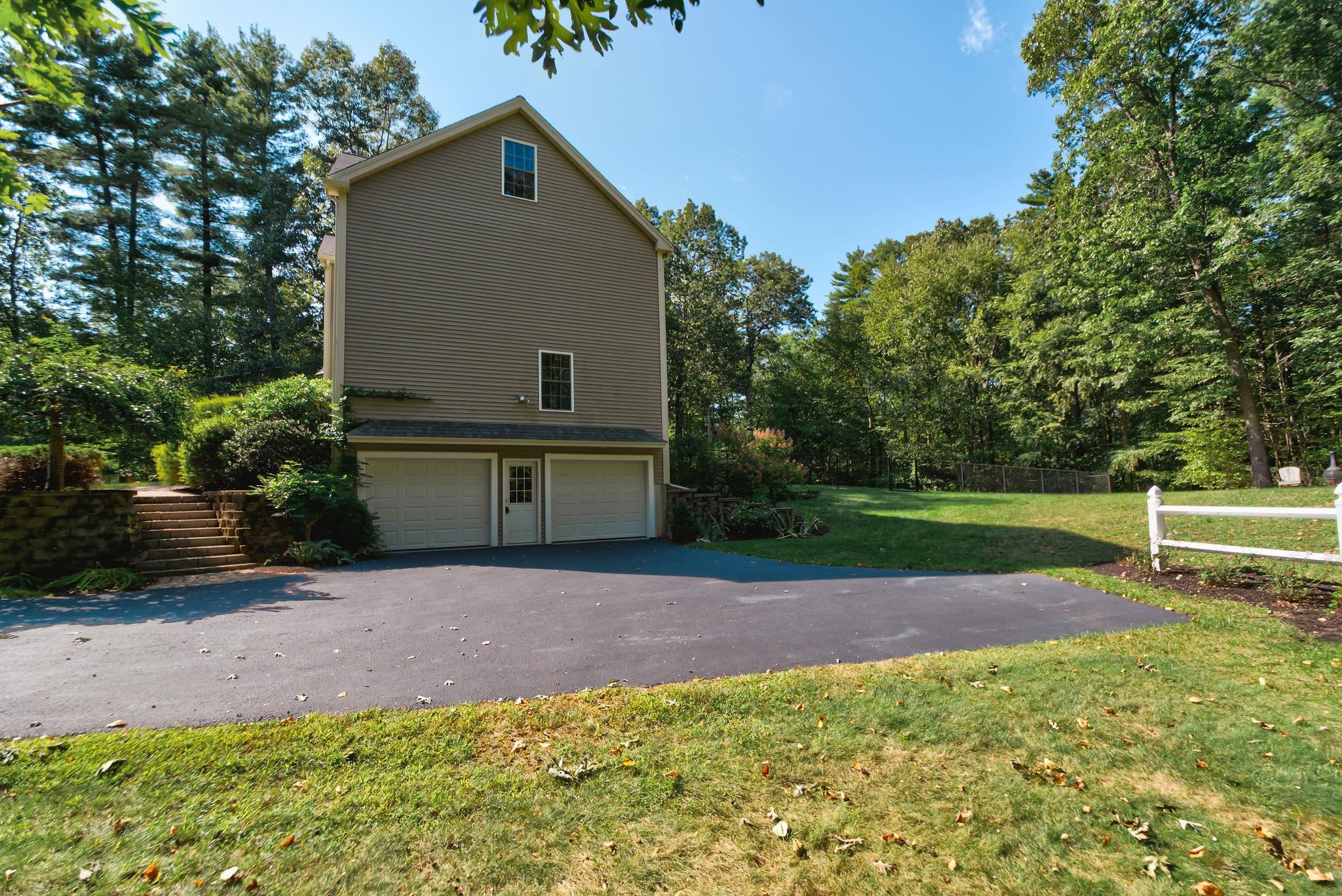 7 Rellas Rg, Kingston, NH 03848