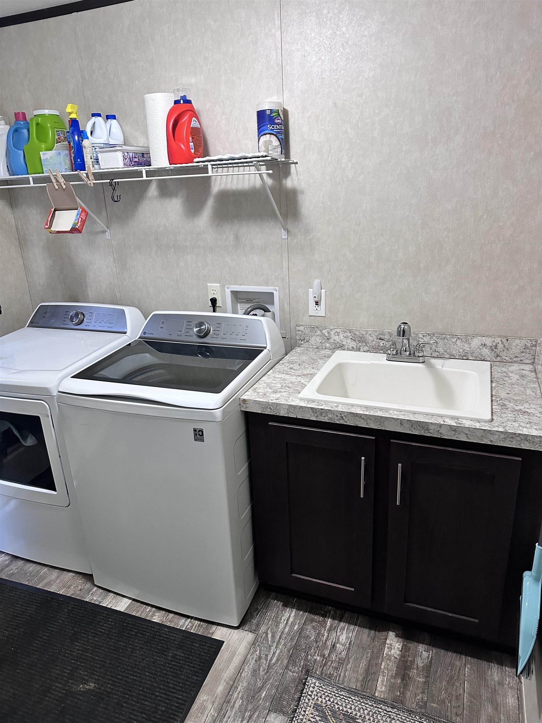 20 Royal Crest Pk, Rochester, NH 03867