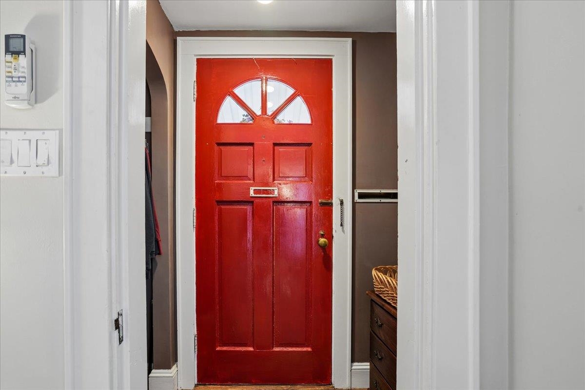 101 Avon St, Manchester, NH 03102