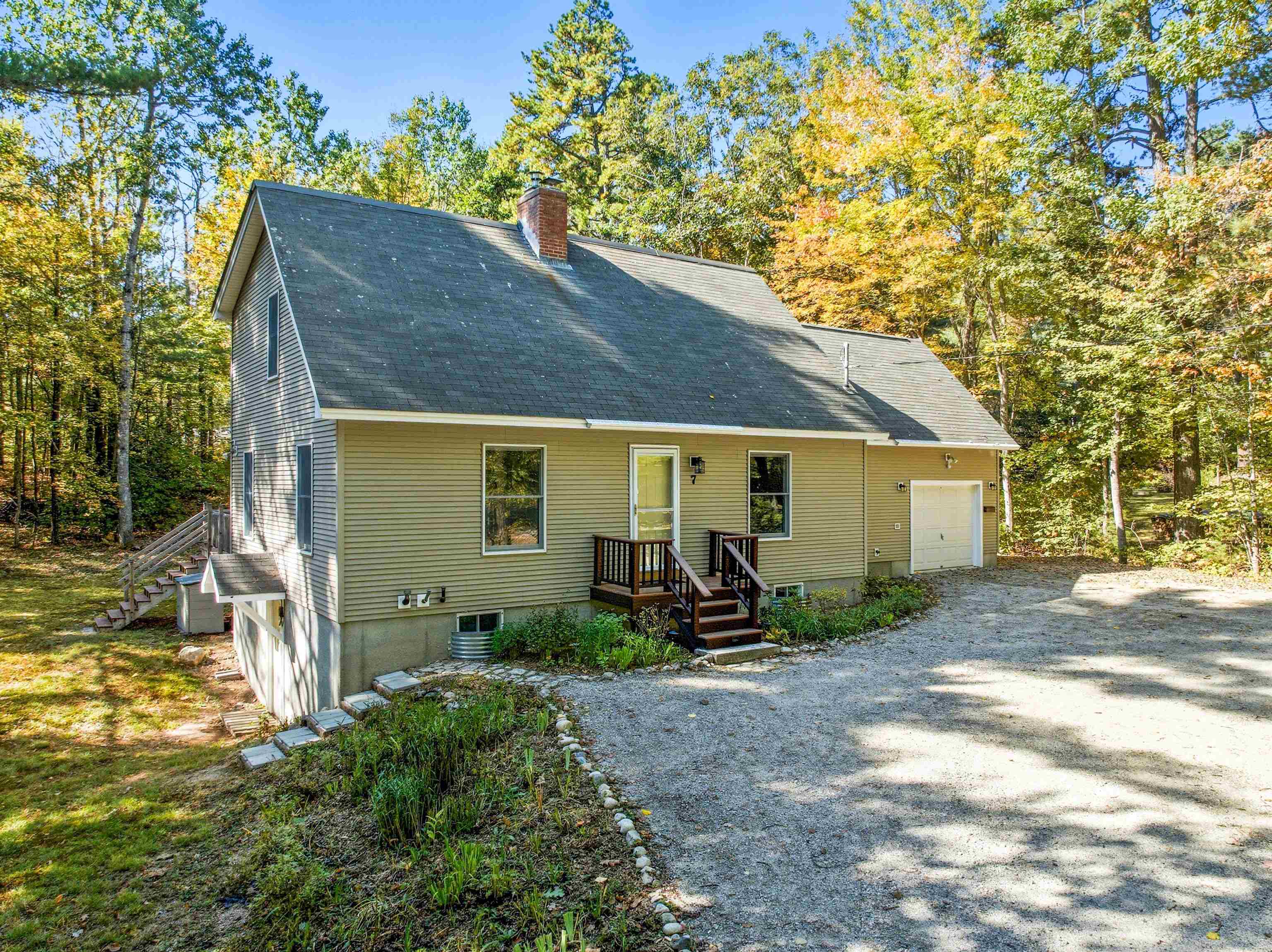 7 Patriots Way, Ossipee, NH 03814