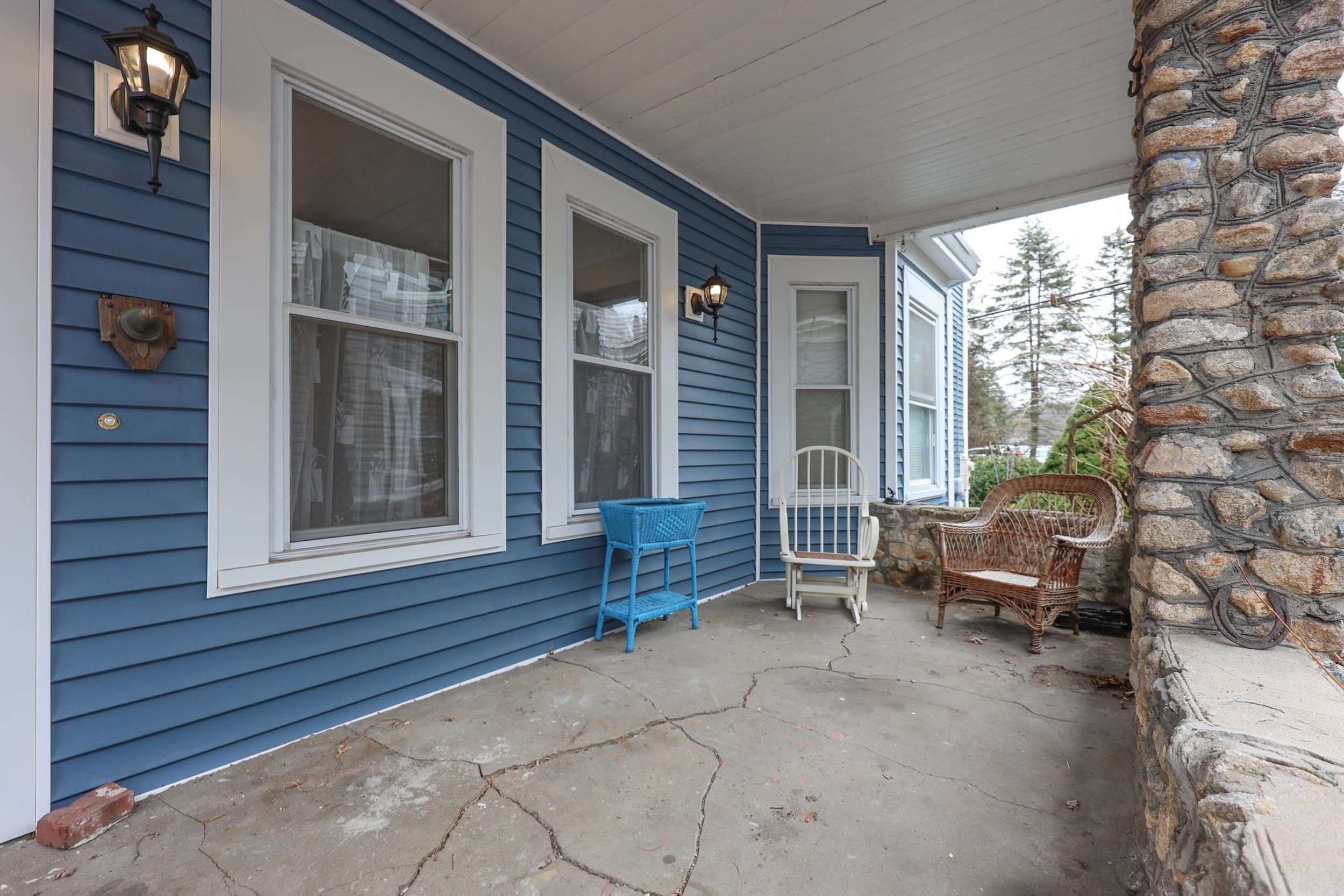 414 Walnut St, Manchester, NH 03104