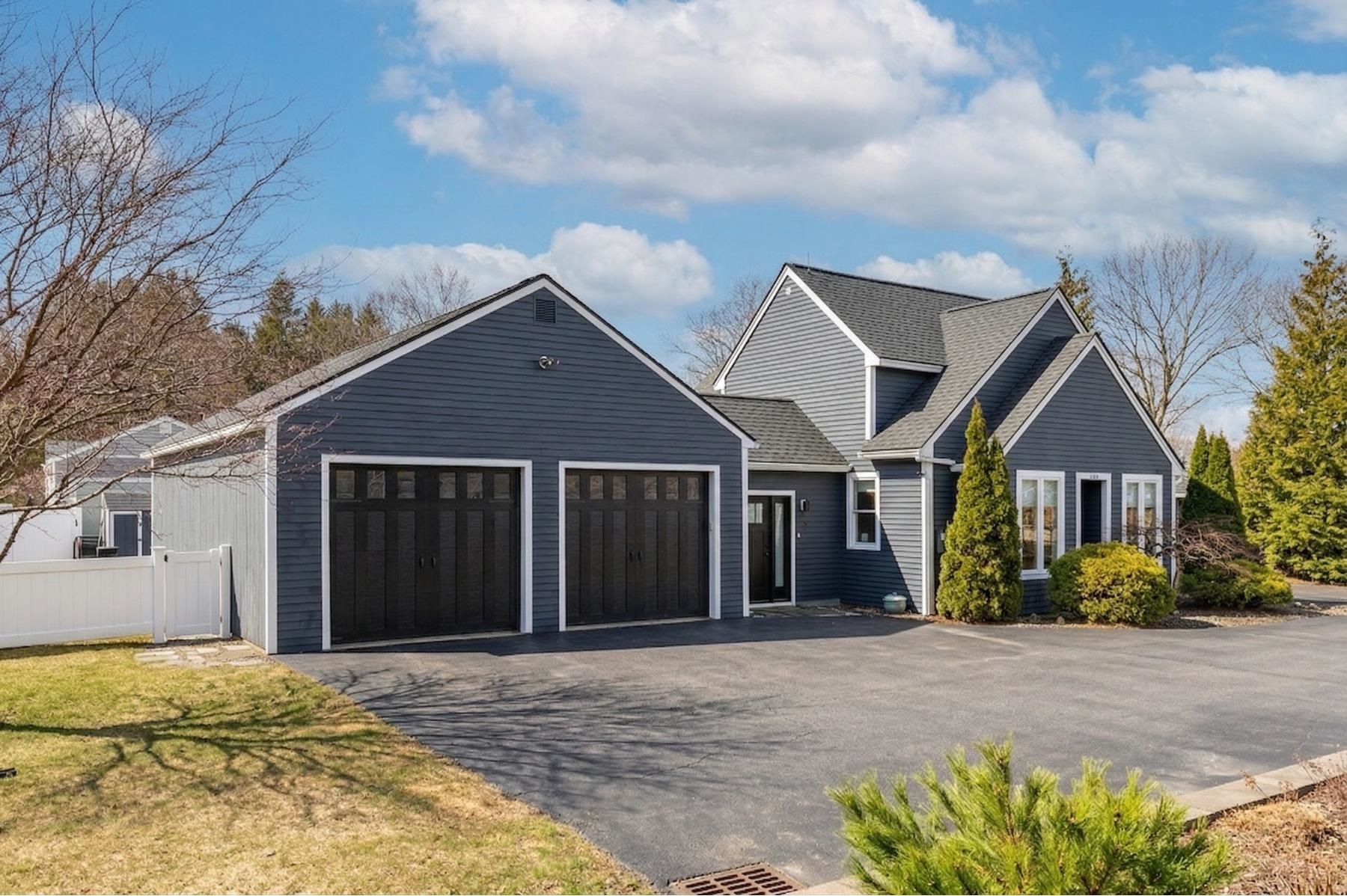 Photo of 14 Reddington Landing Hampton NH 03842