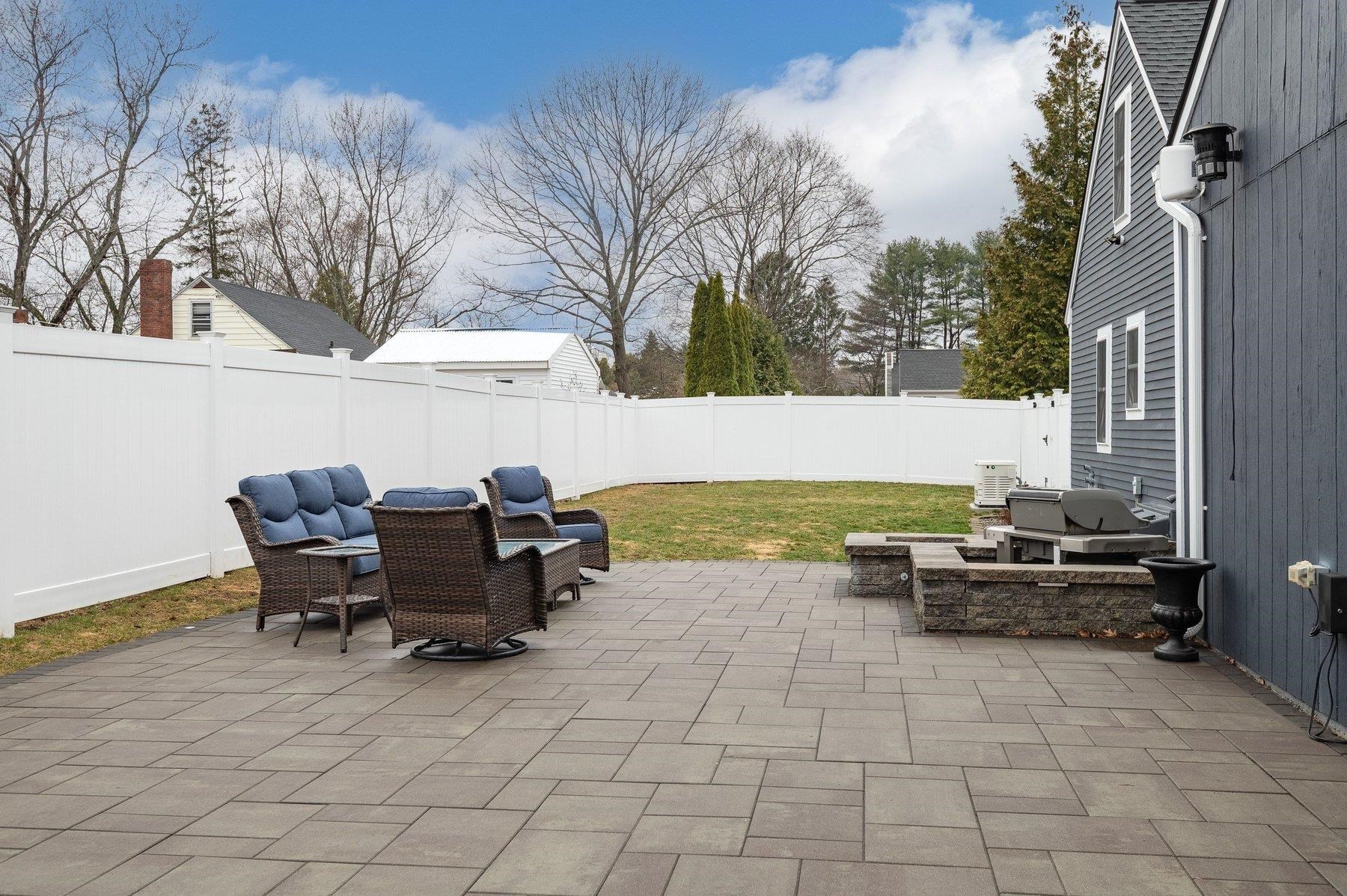 14 Reddington Ldg, Hampton, NH 03842