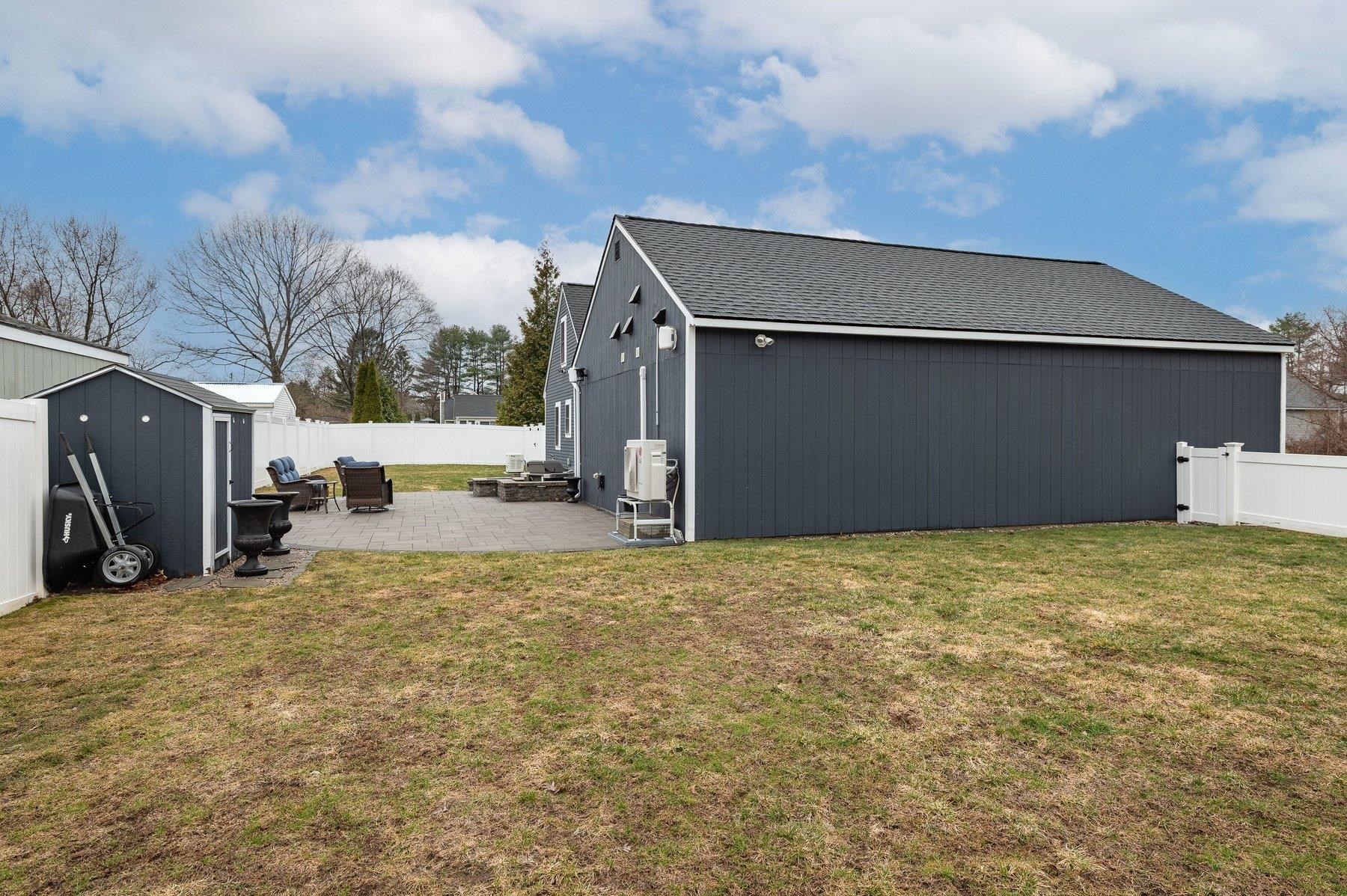 14 Reddington Ldg, Hampton, NH 03842