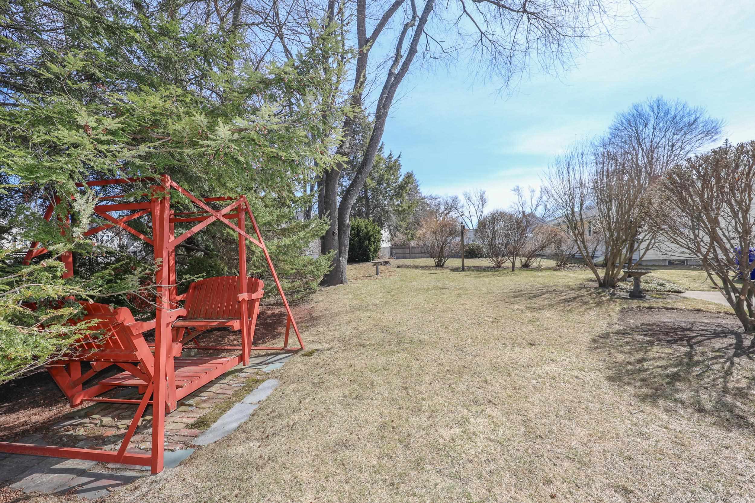 155 Woodbine Ave, Manchester, NH 03109