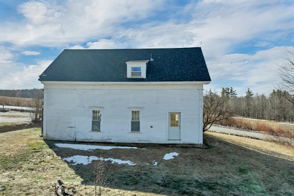 68 Taylor Rd, Sanbornton, NH 03269