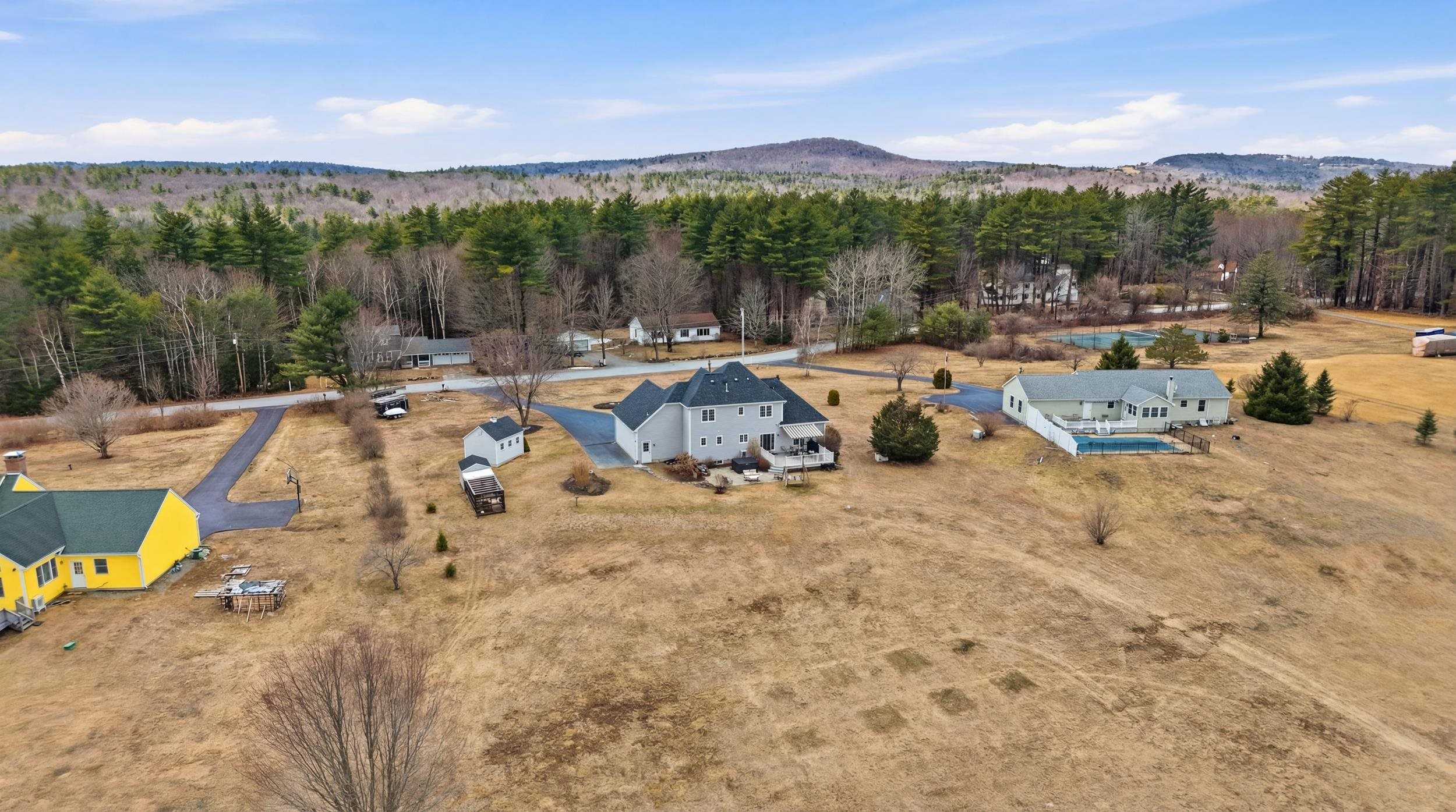 55 Skyline Dr, Sanbornton, NH 03269