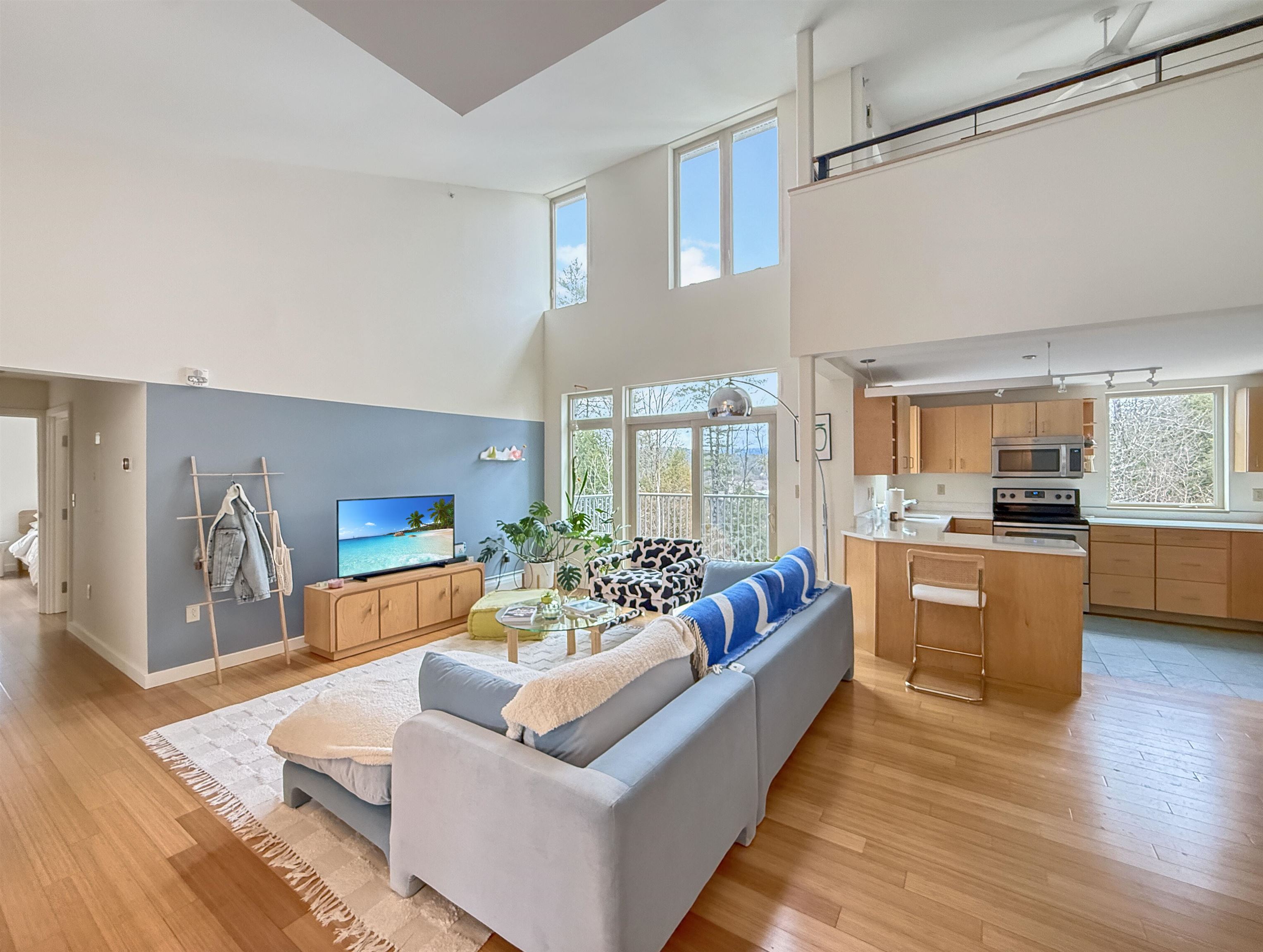 15 Gile Dr, Hanover, NH 03755