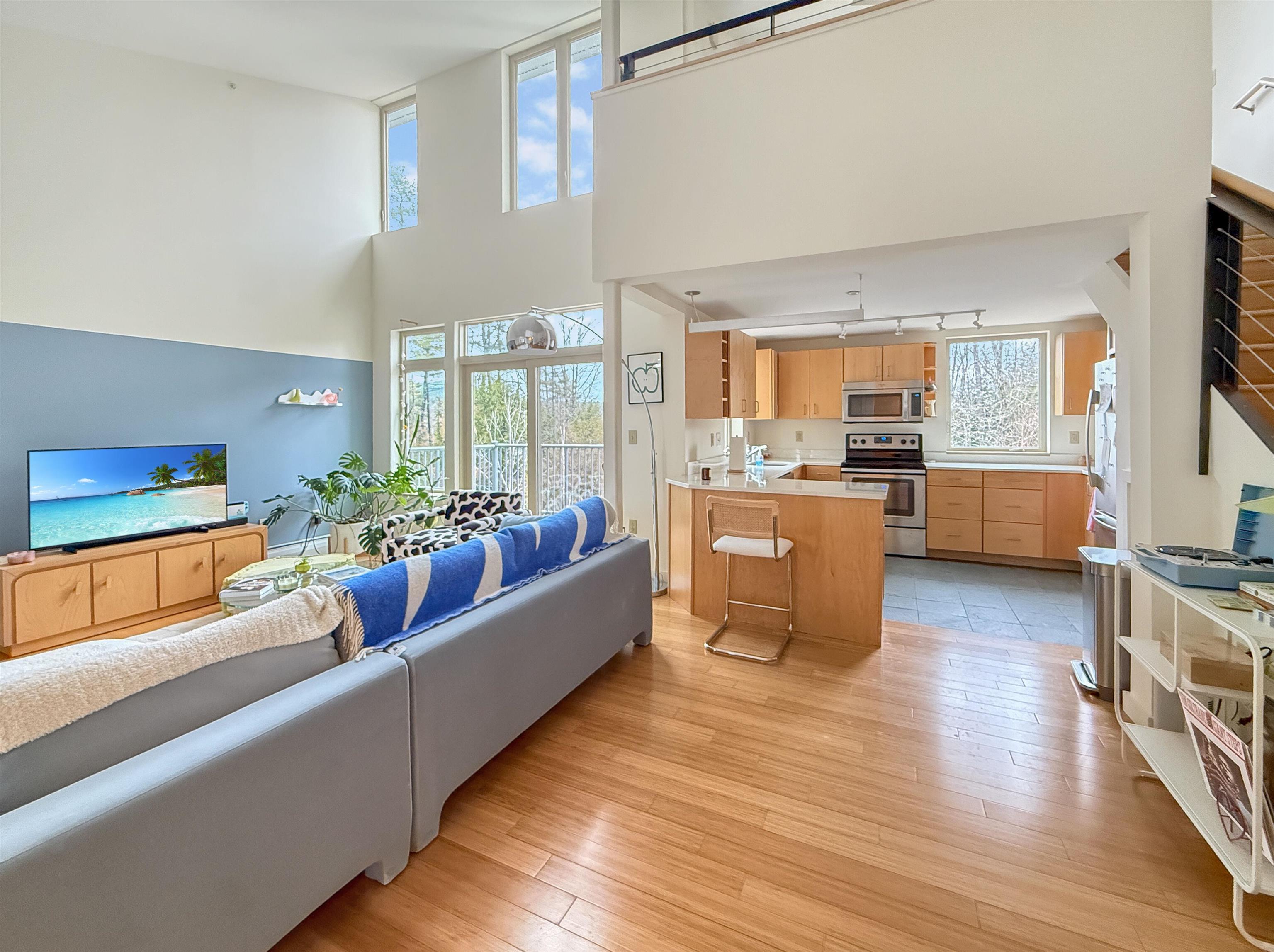 15 Gile Dr, Hanover, NH 03755