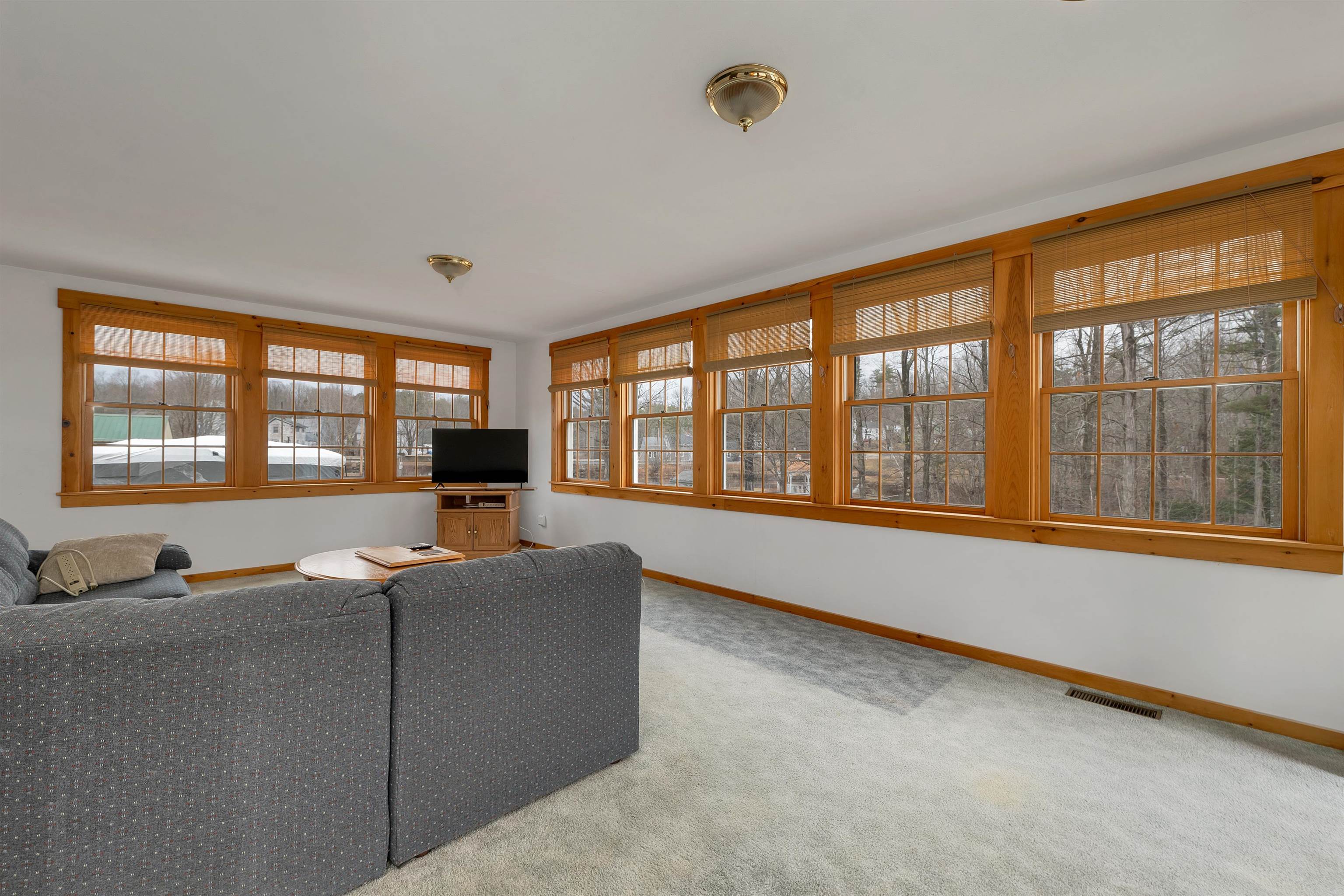 66 Main St, Milton, NH 03852