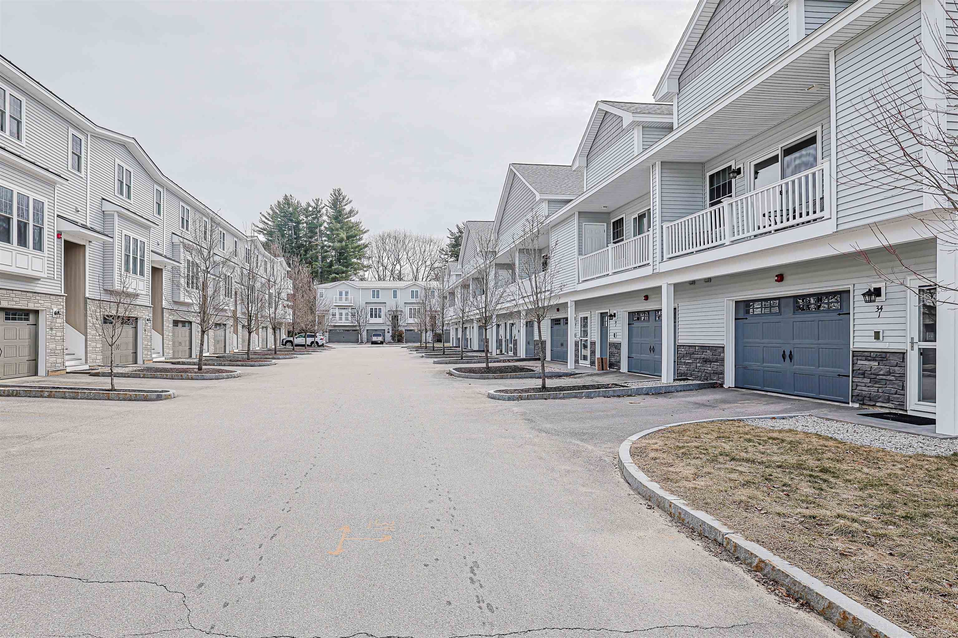 34 Callaway Dr, Concord, NH 03301