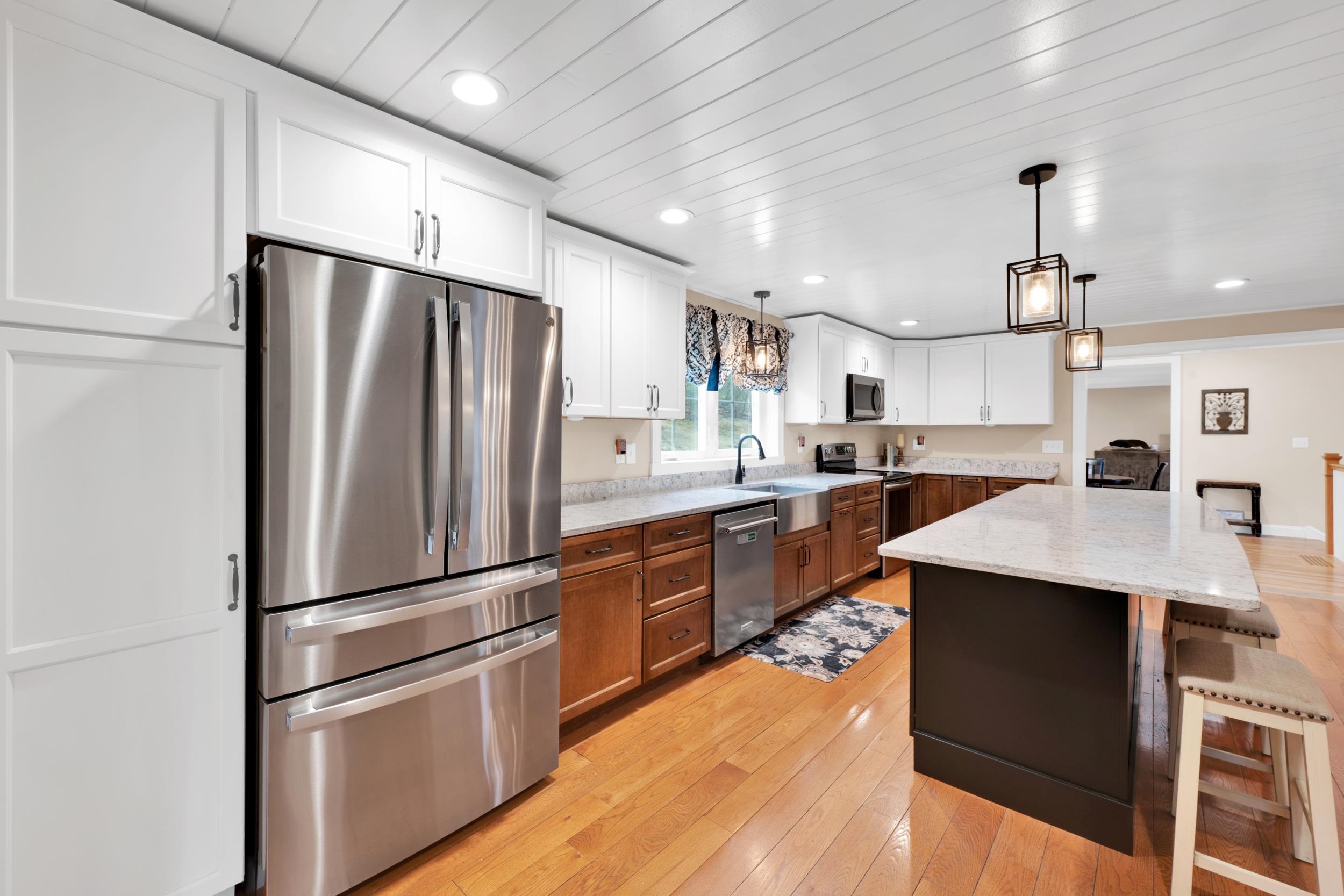 25 Riverview Cir, Litchfield, NH 03052