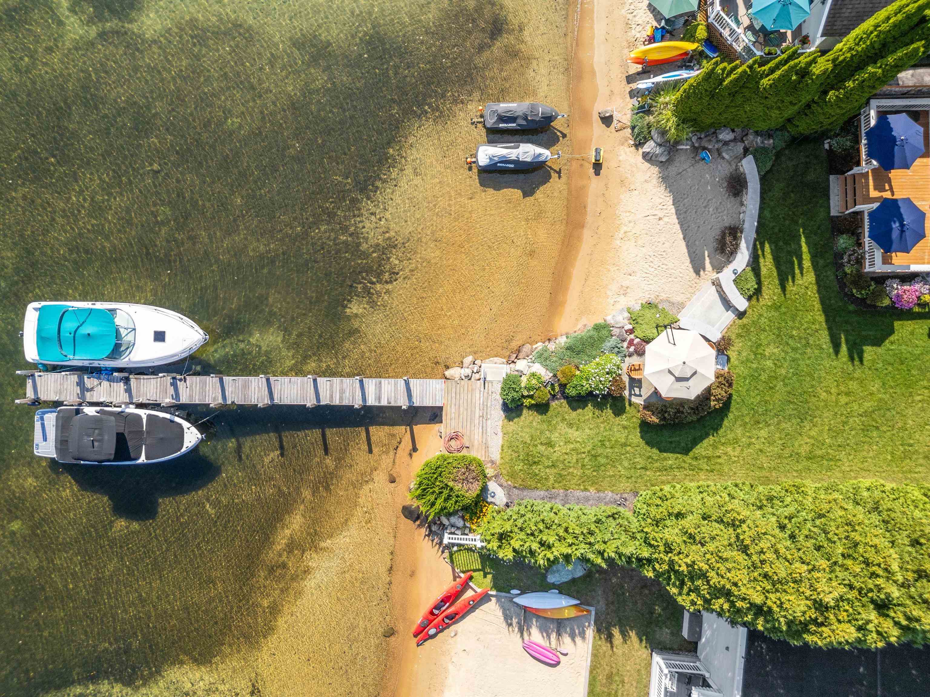 38 Lake Shore Dr, Moultonborough, NH 03254