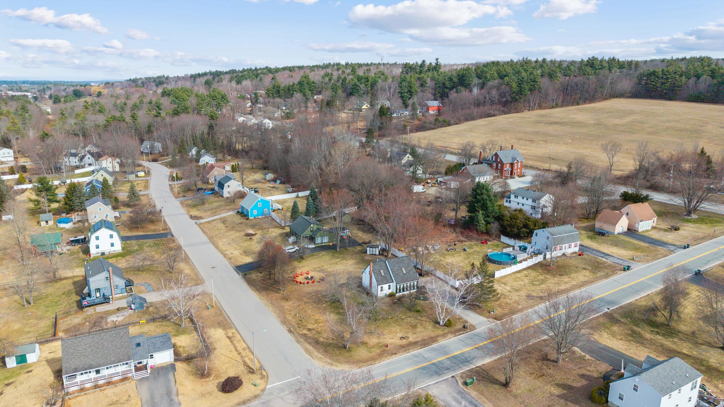 6 Donna Dr, Pembroke, NH 03275